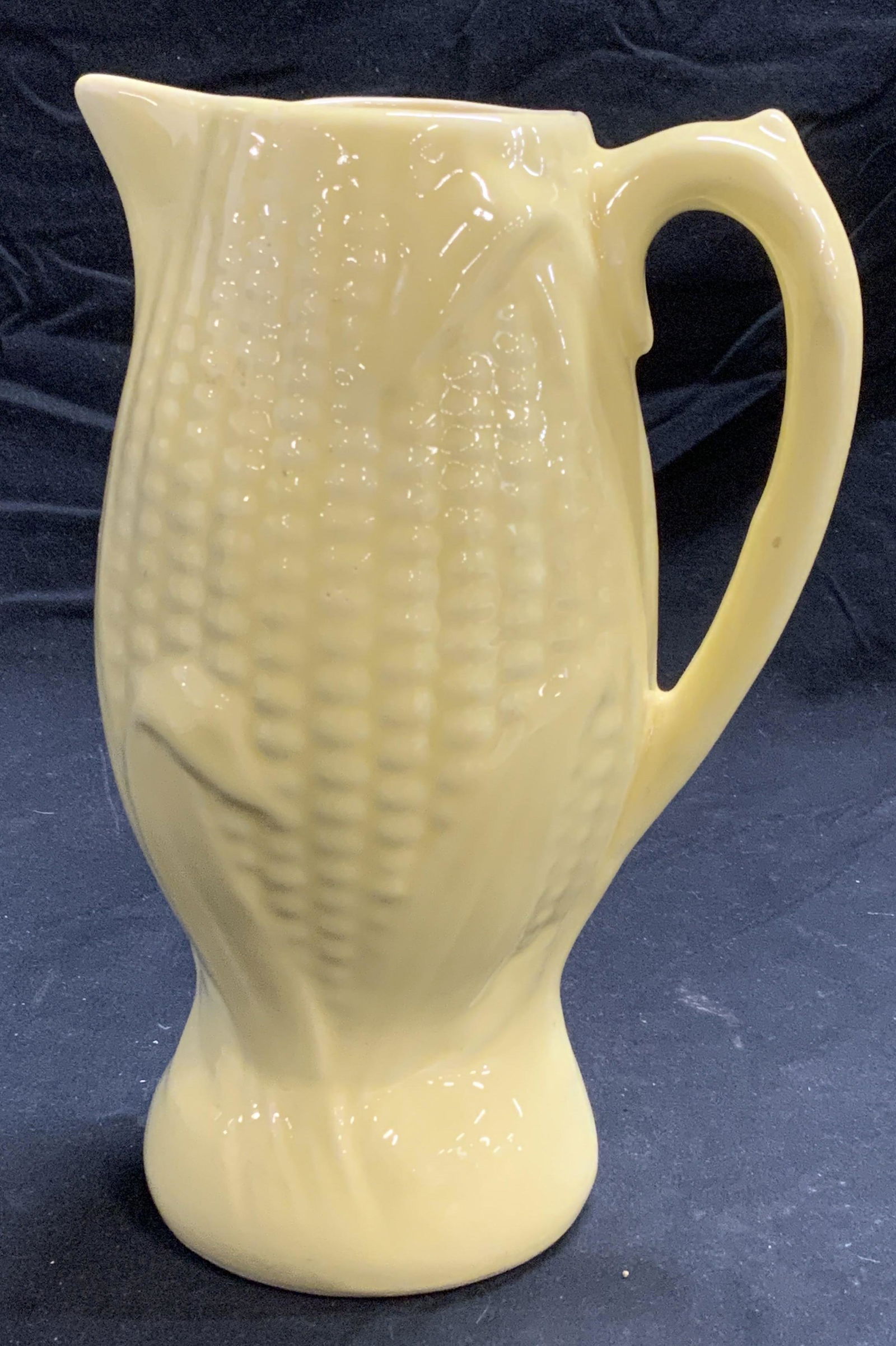 Vtg CAMARK Yellow Corn Artware Pitcher (1 of 7)