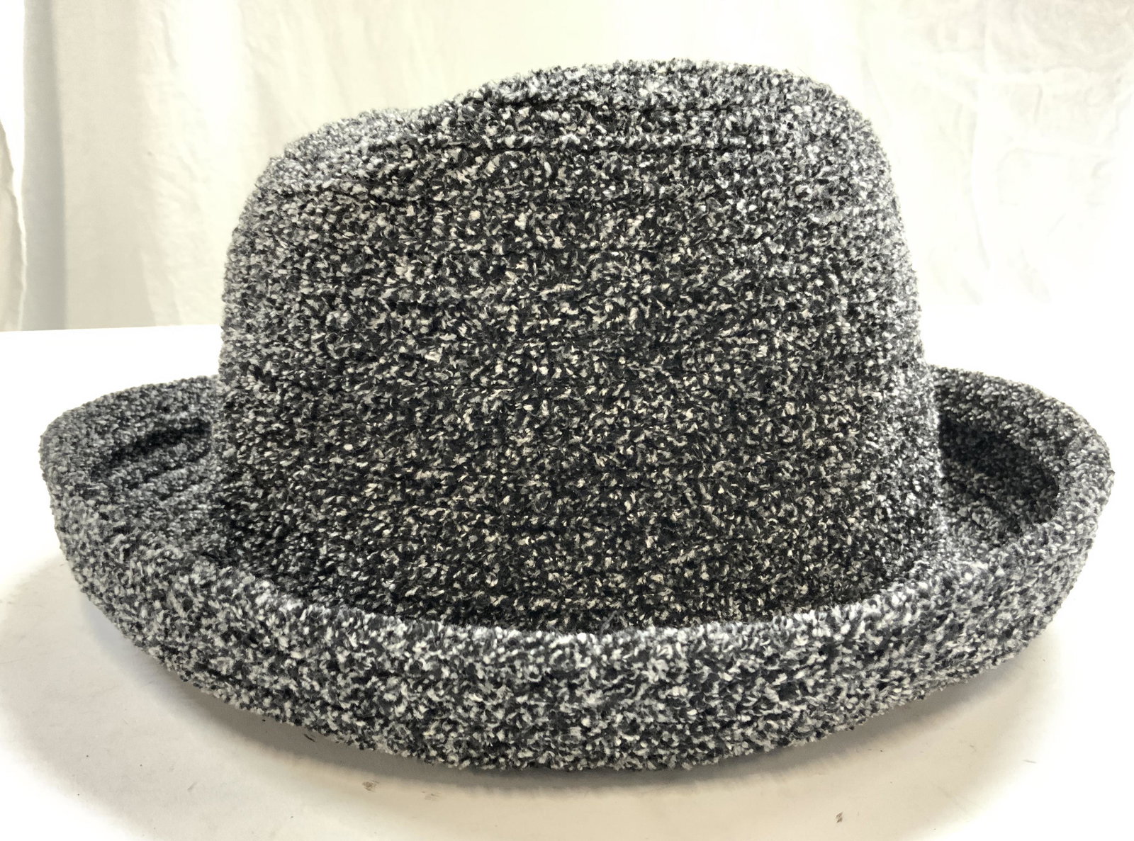 BETMAR NEW YORK Acrylic Hat: Interior has tag which reads BETMAR NEW YORK. Hat is acrylic, polyester & rayon. Hat is grey toned measures approx 11 inches wide 5.75 inches tall. Hat, BETMAR hat, headwear, womens fashion, BETMAR Ne