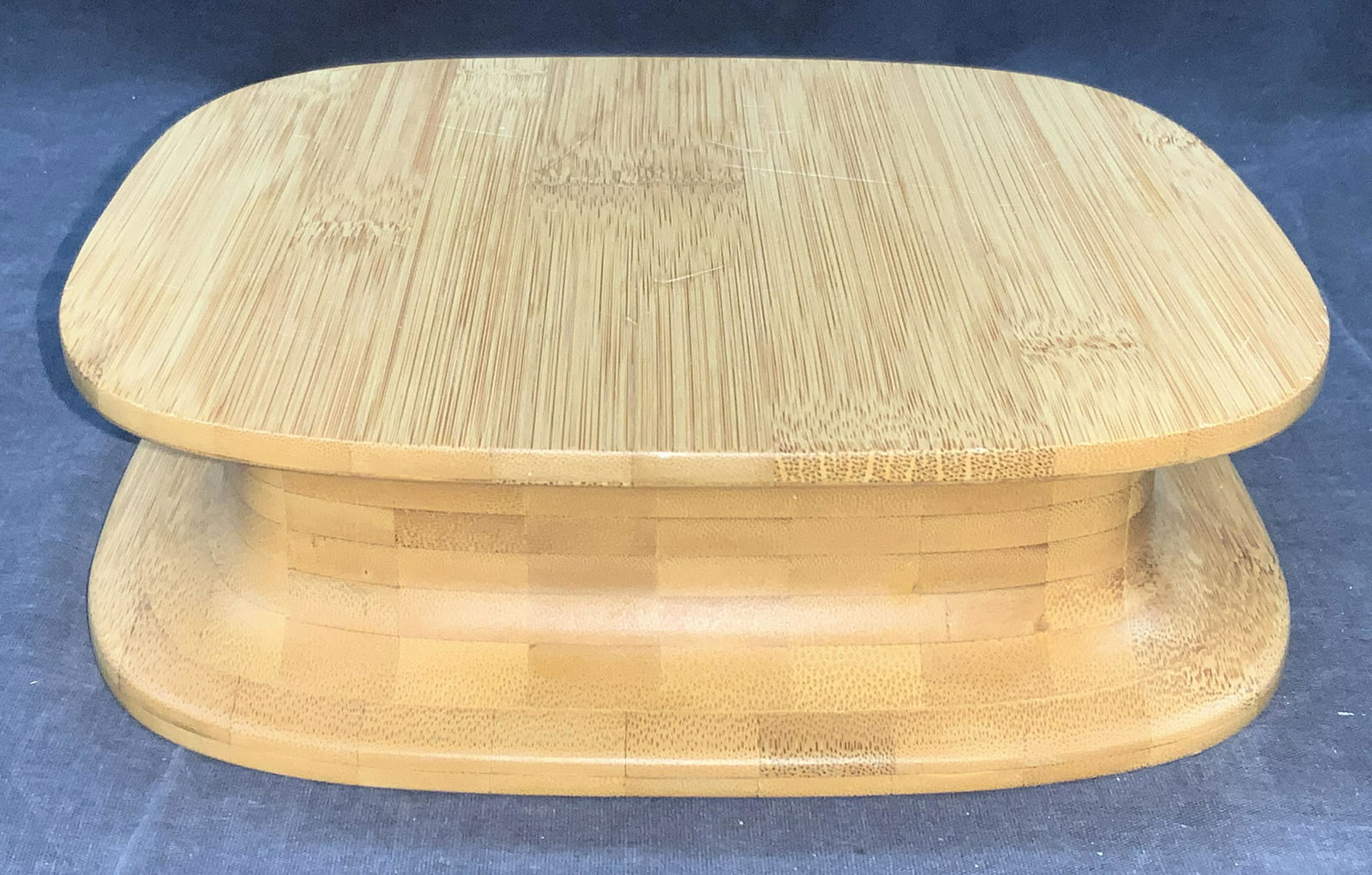 ALESSI Brand Wooden Tabletop Cutting Board (1 of 7)