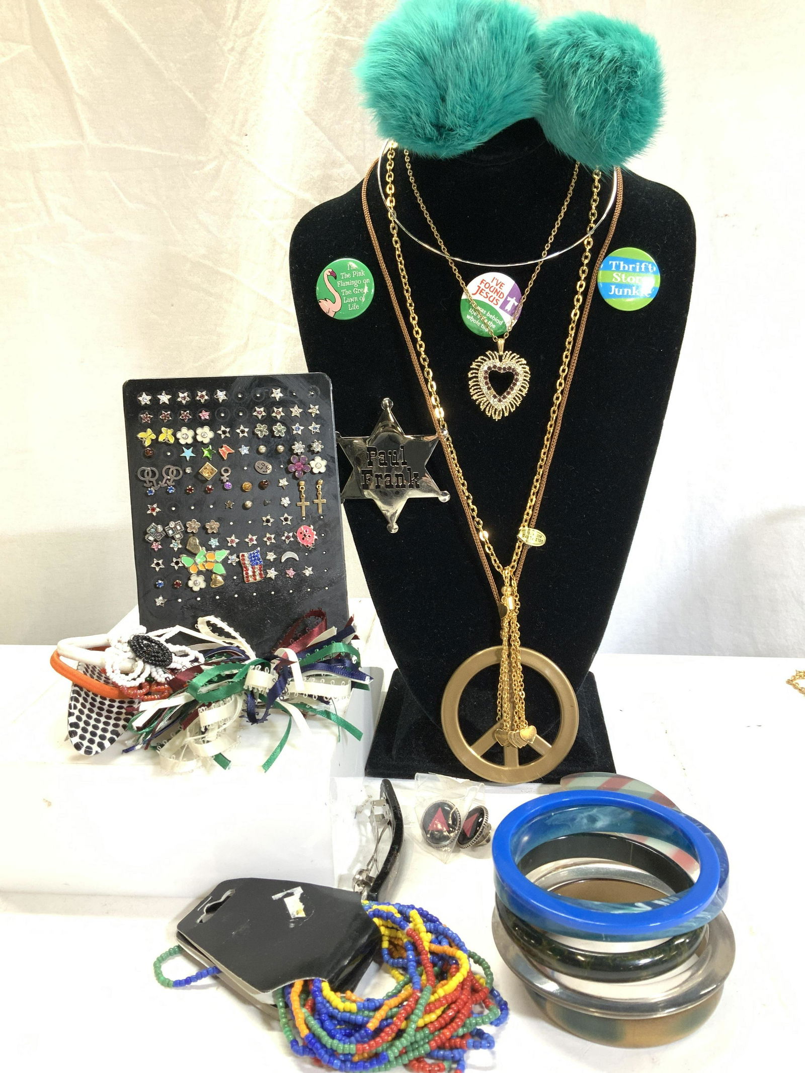 Large Lot Costume Jewelry, Hair Barretts , New (1 of 16)