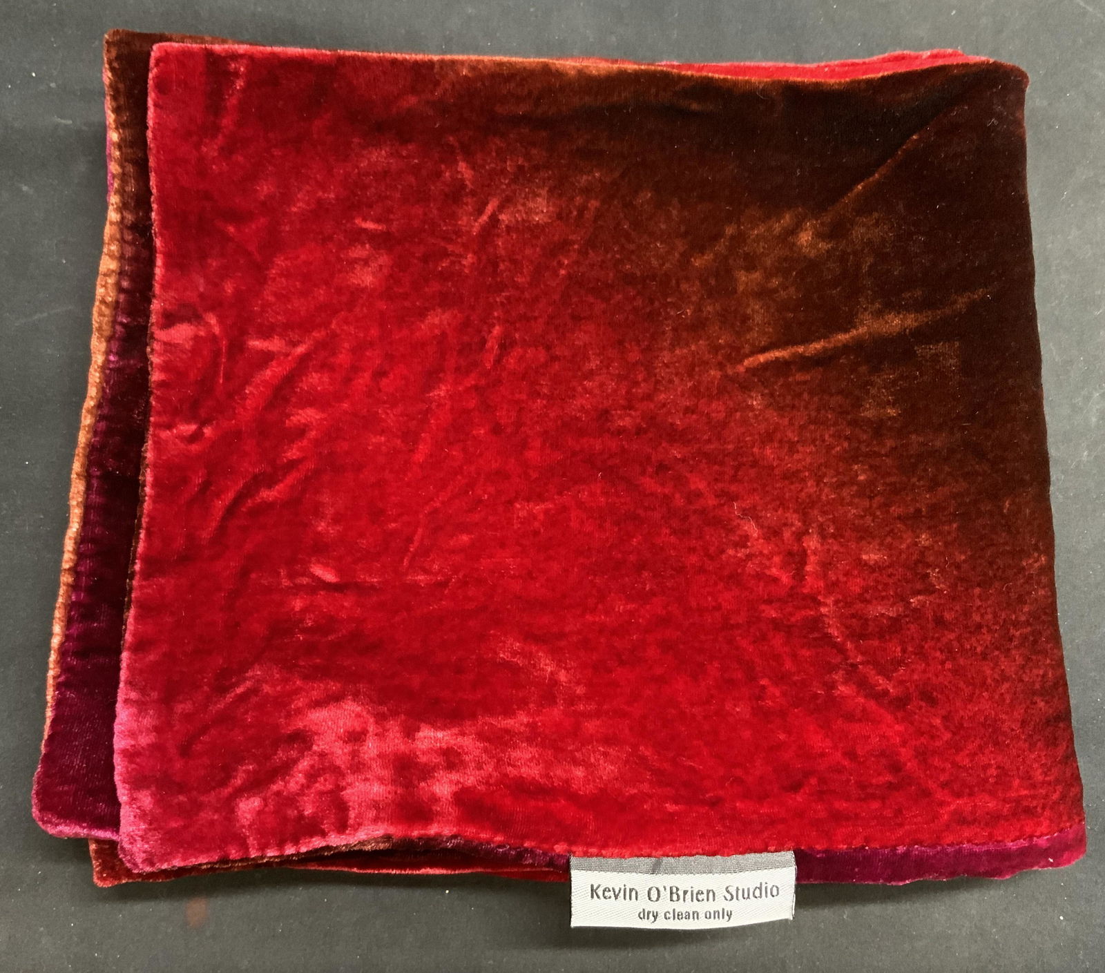 KEVIN OBRIEN STUDIO Red Velvet Scarf (1 of 6)
