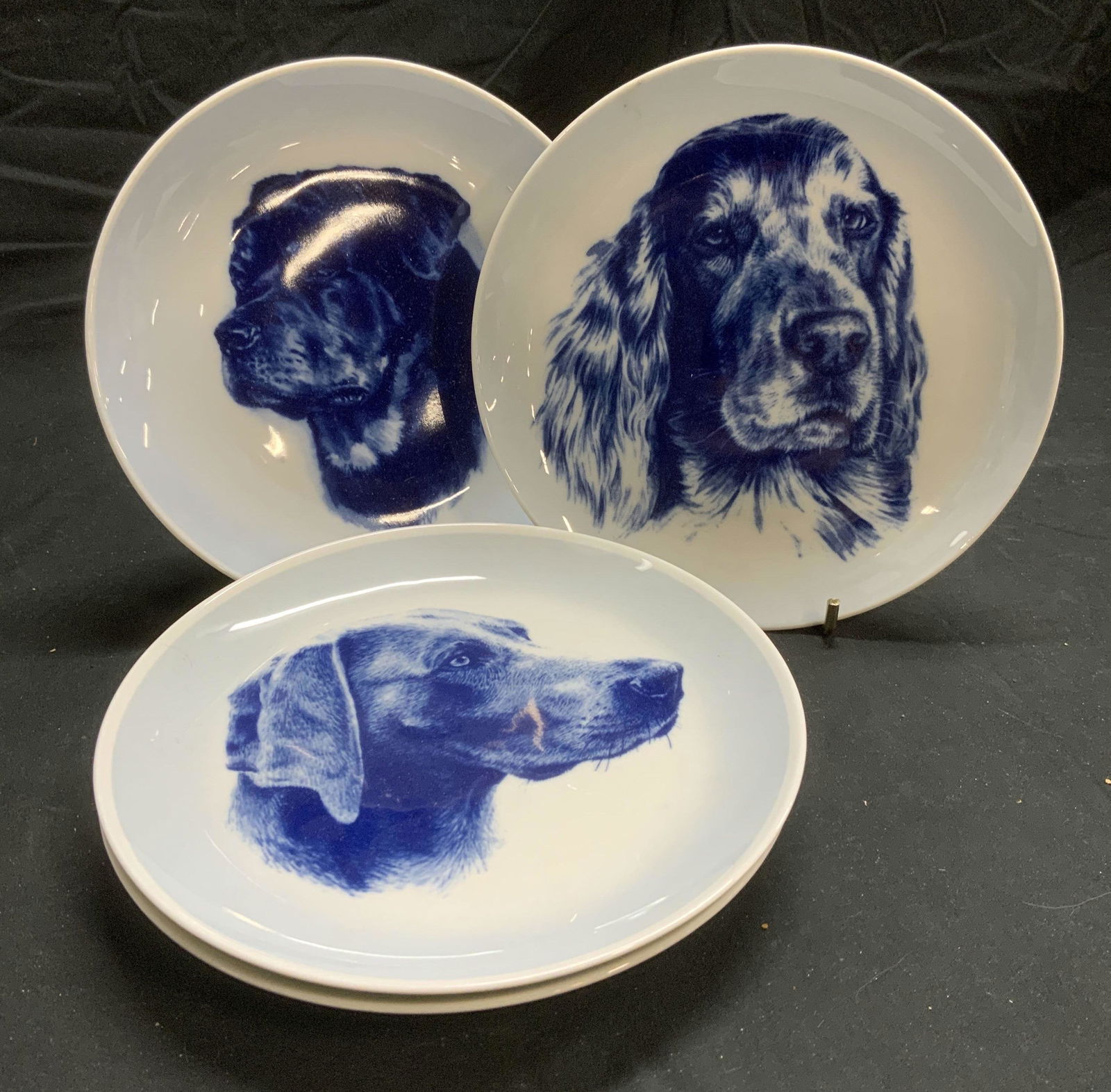 Set 4 LEKVEN DESIGN Hundeplatte Dog Plates (1 of 8)