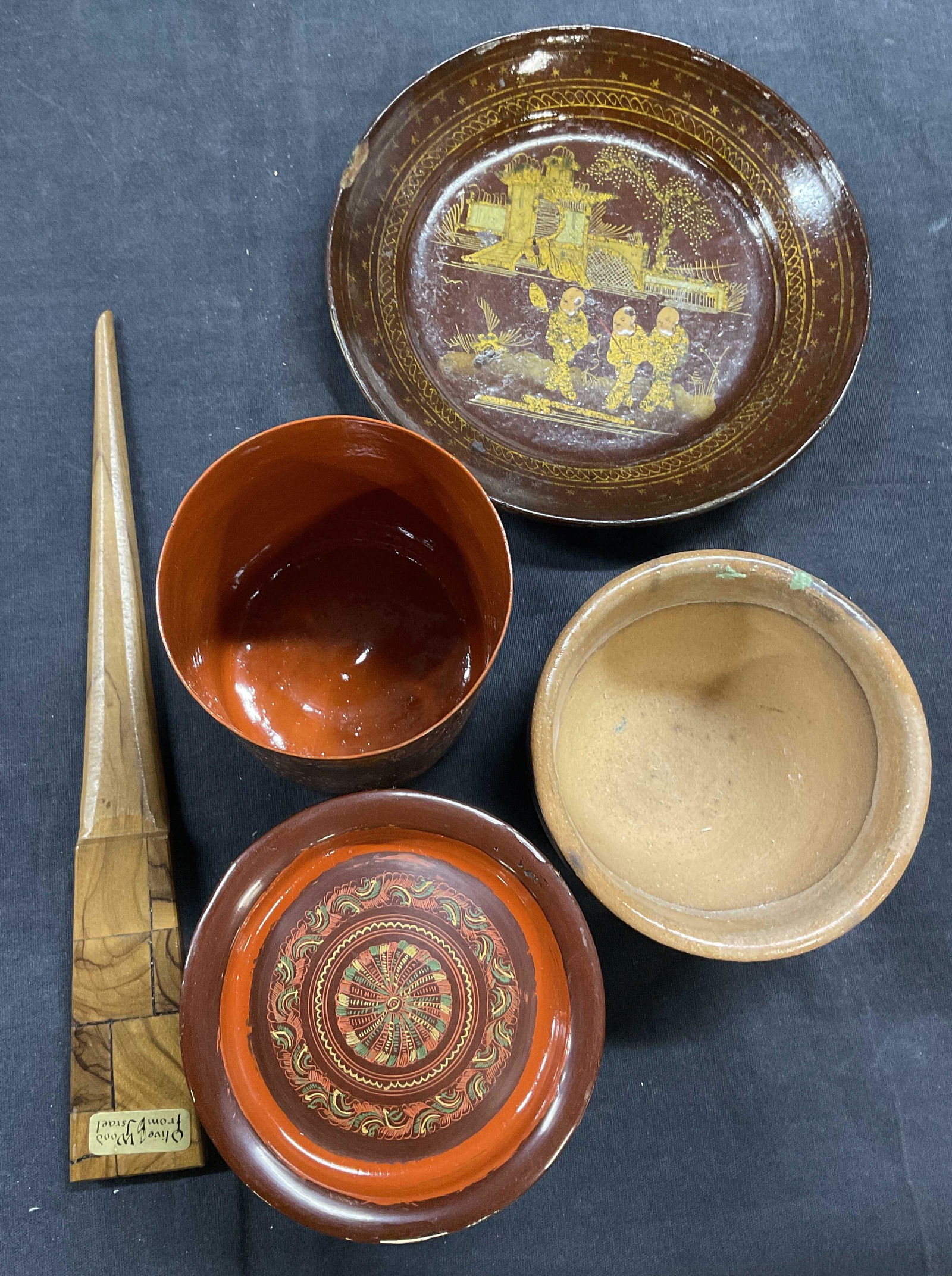 Lot 4 Tabletop Wares, Ceramic, Olive wood, & More (1 of 7)