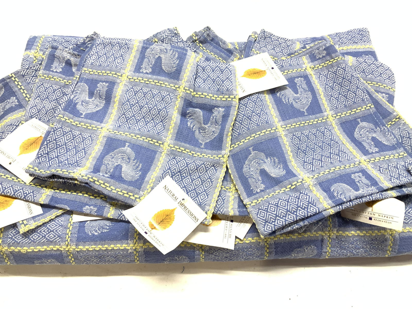Natural Impressions Chicken Table Linen Set, NWT (1 of 7)