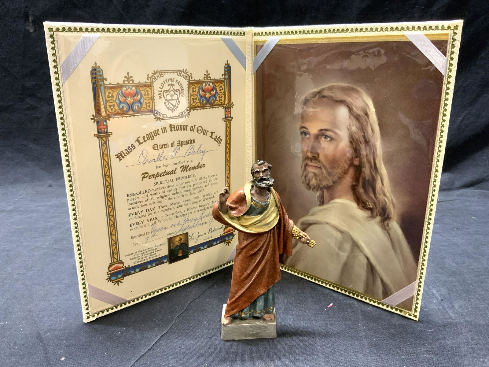 PALLOTTINE FATHERS Member Certificate & Figural (1 of 8)