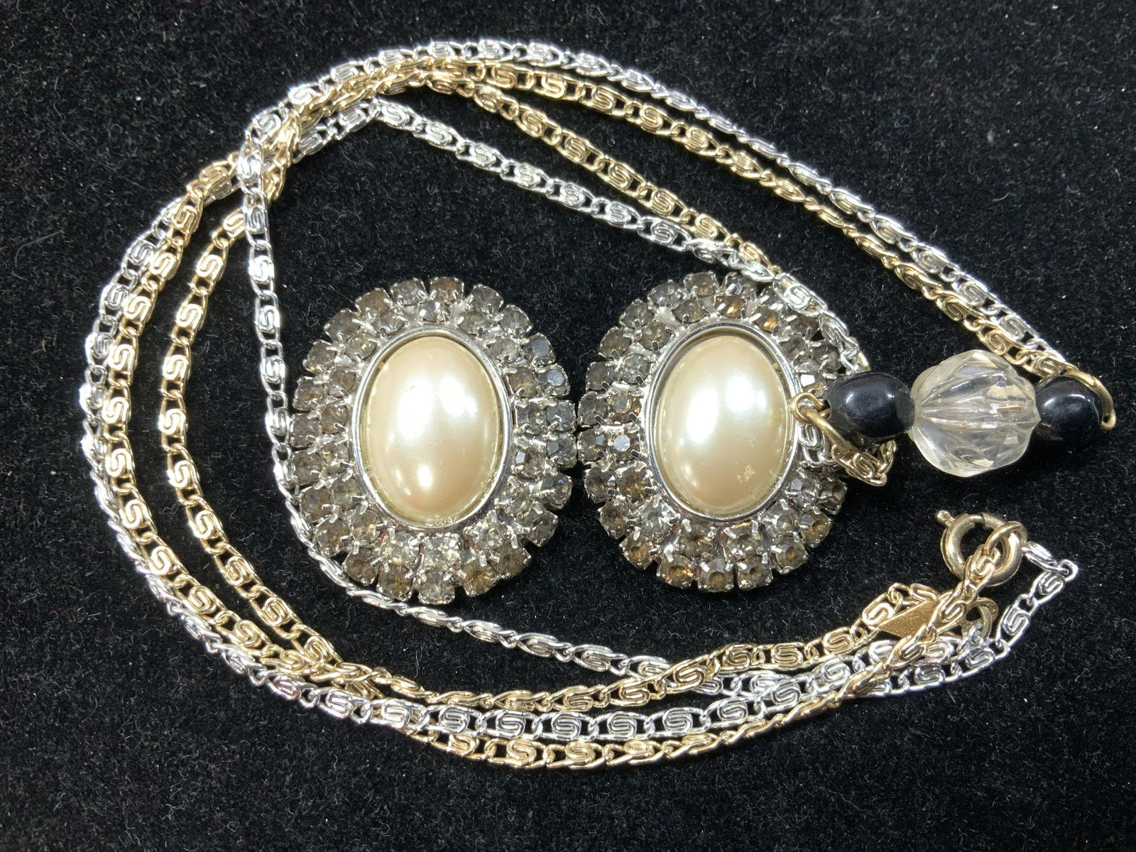 Sarah COV Two Tone Necklace, Rhinestone Access.3 (1 of 6)