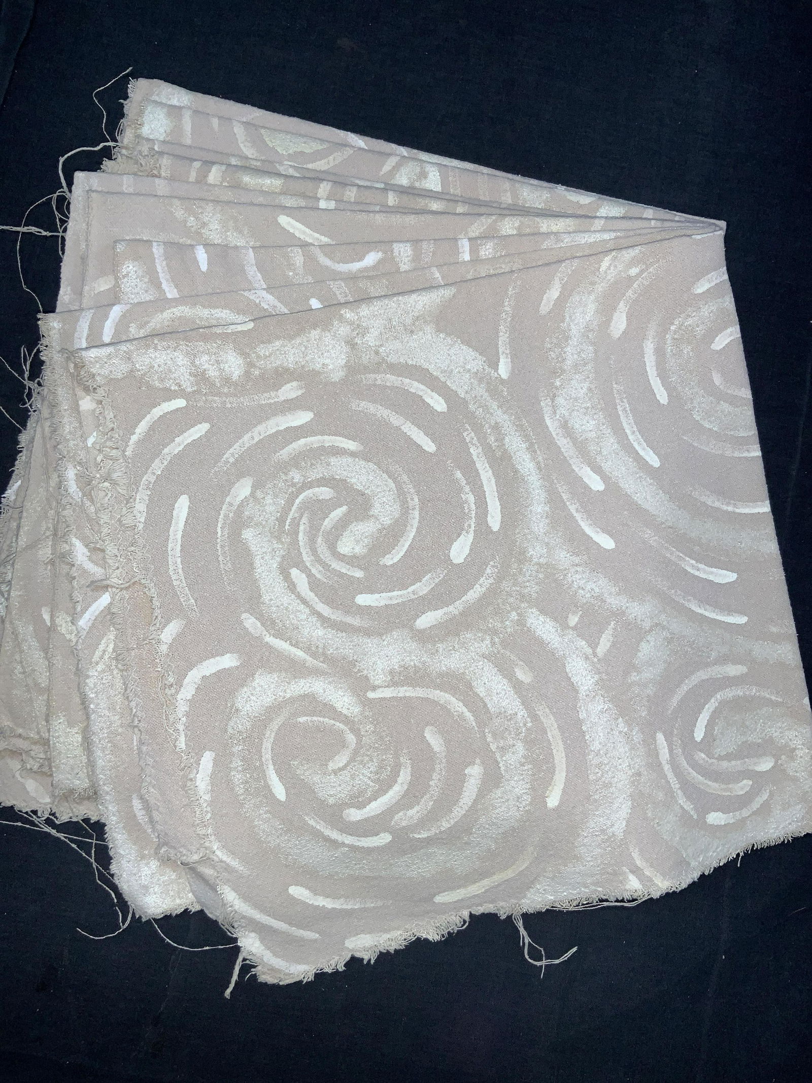 10 Spiral Patterned Table Napkin/ Mats (1 of 6)