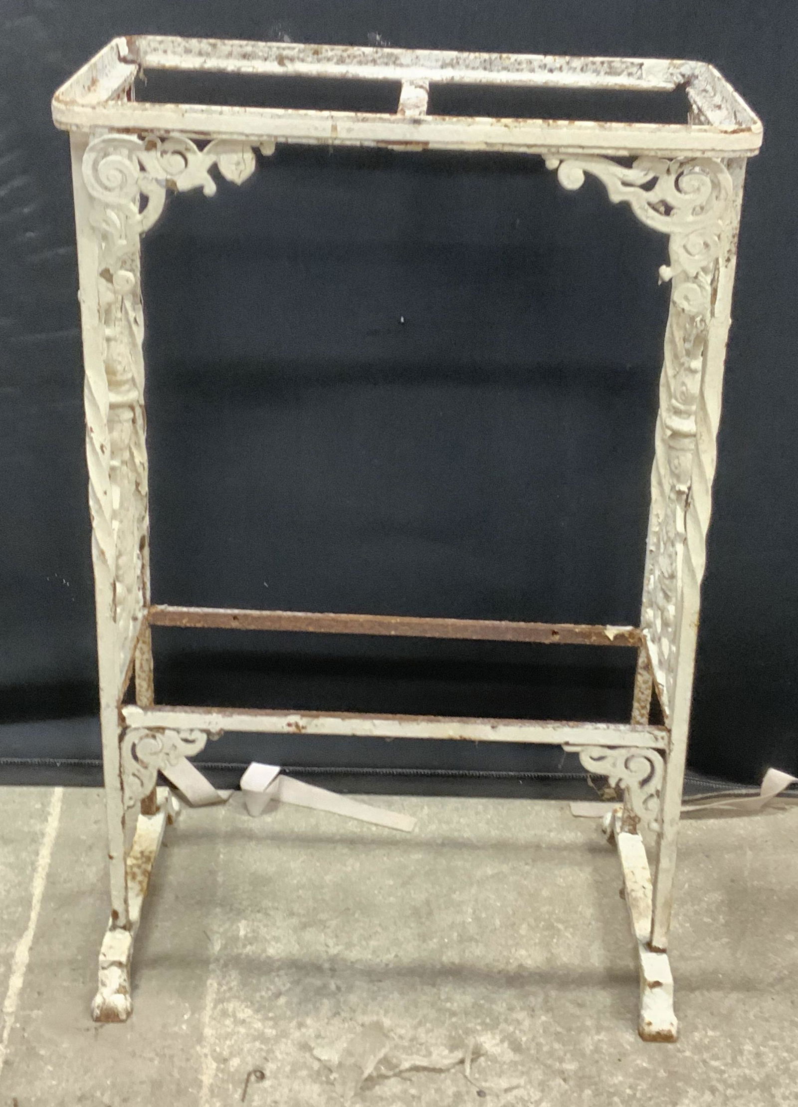 Vintage White Wrought Iron Table Base (1 of 6)