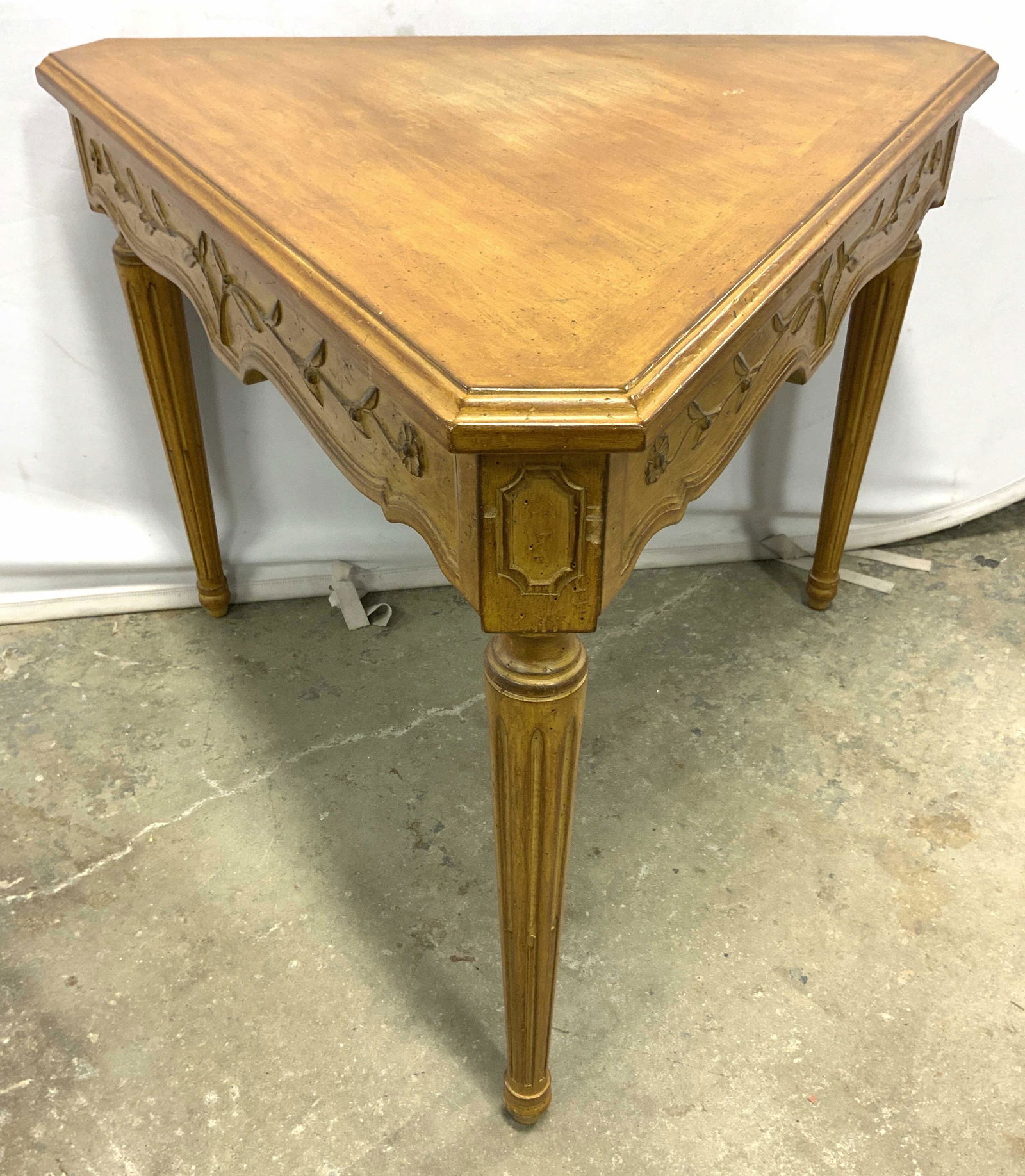 Louis XVI Vtg Carved Wood Triangular Accent Table (1 of 8)