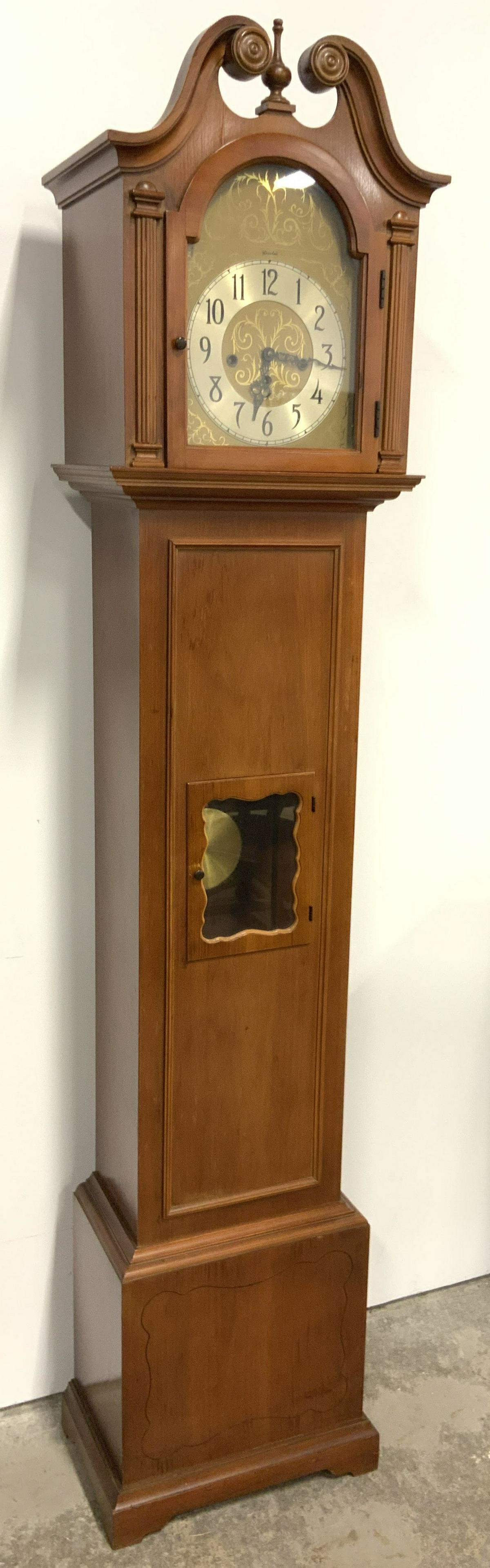 HERSCHEDE Vintage Wooden Grandmother Clock 70in (1 of 11)