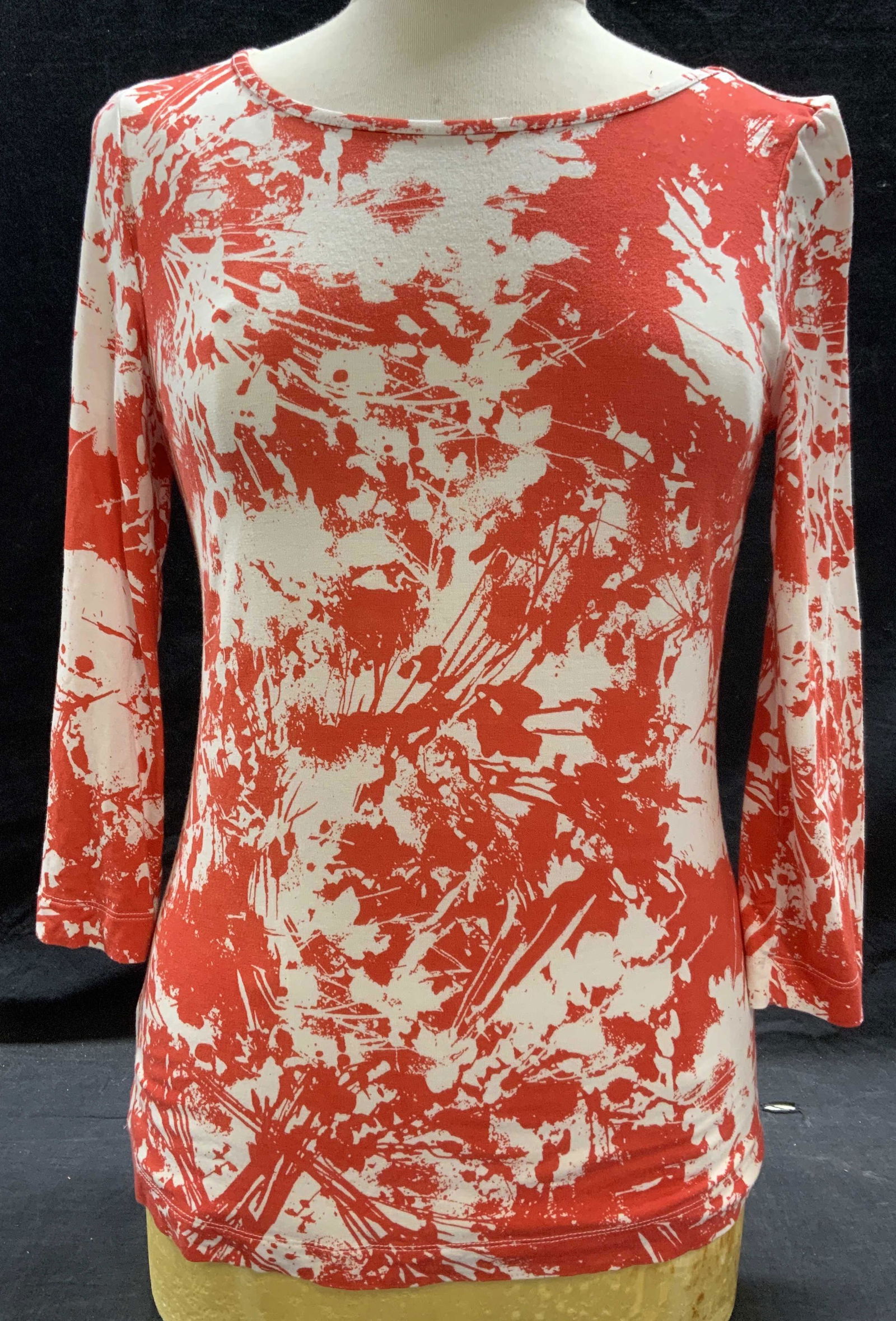 JOAN VASS STUDIO Red Splatter Top: Joan Vass Studio red and white splatter print top. Size S. Viscose and spandex blend. Gently worn. Property of Palm Beach, Florida estate. Joan vass studio, Joan vass, ladies designer top, ladies desi