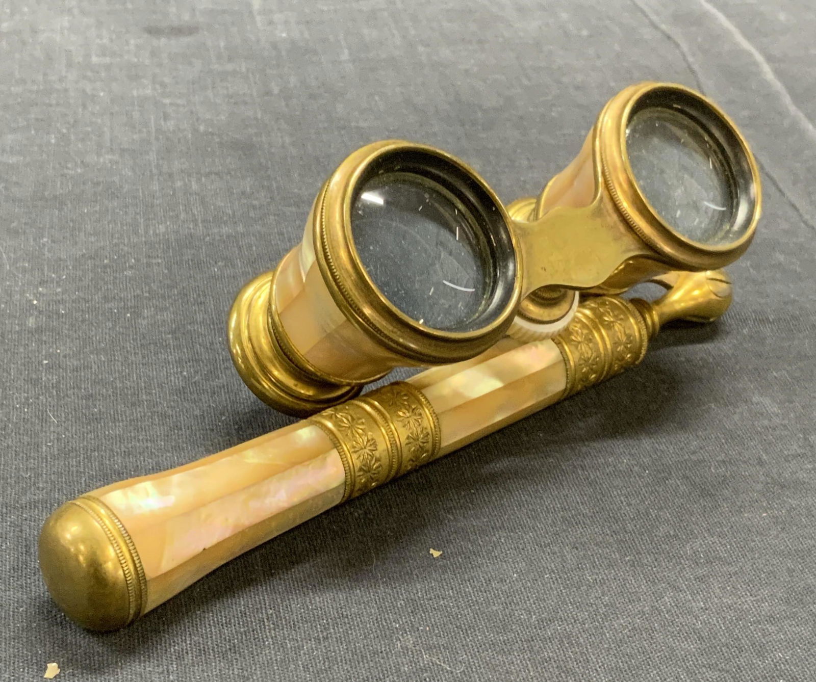 CHEVALIER Vintage Mother of Pearl Opera Glasses (1 of 8)