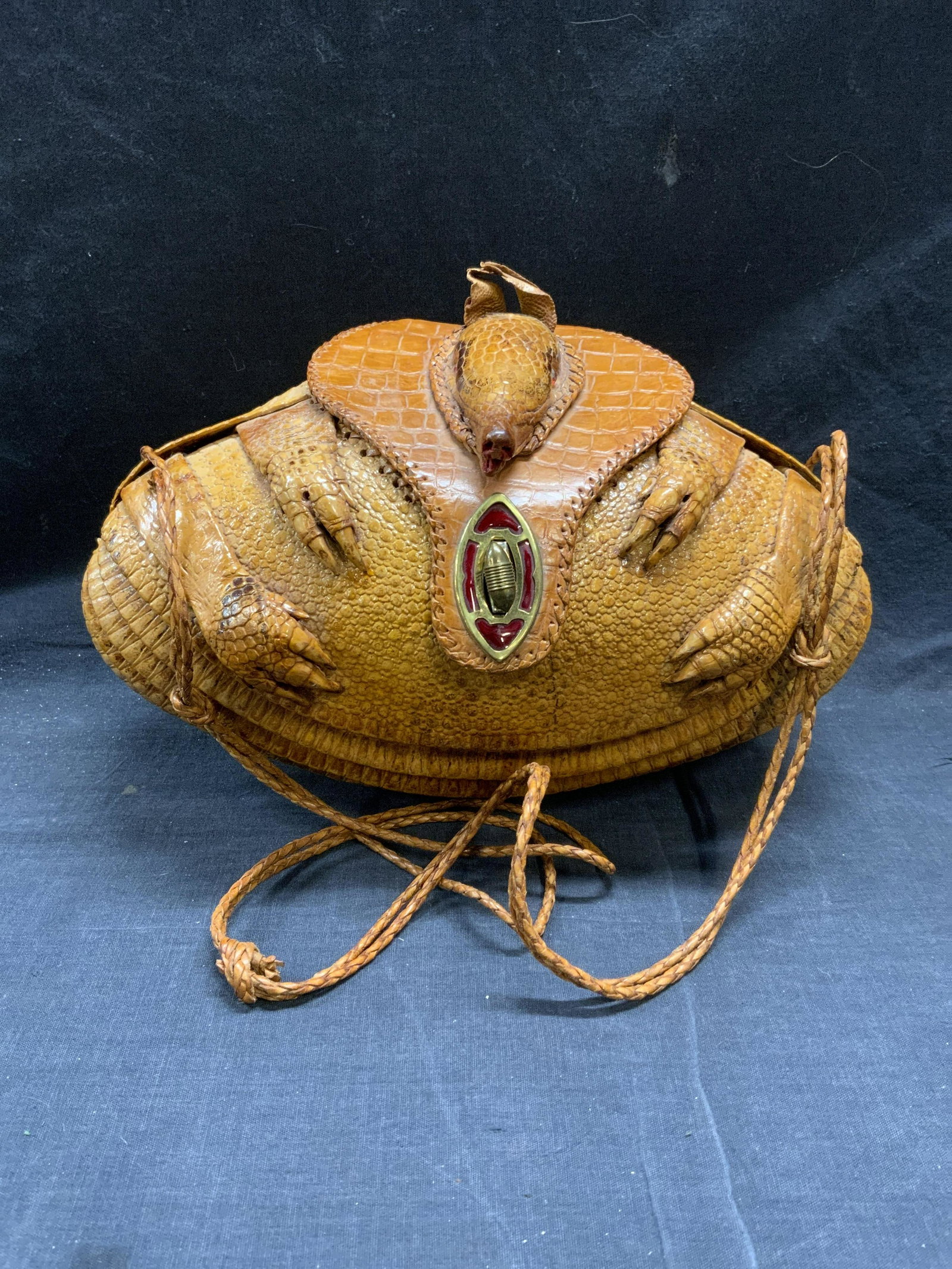 Vintage 1930s Armadillo Handbag (1 of 9)