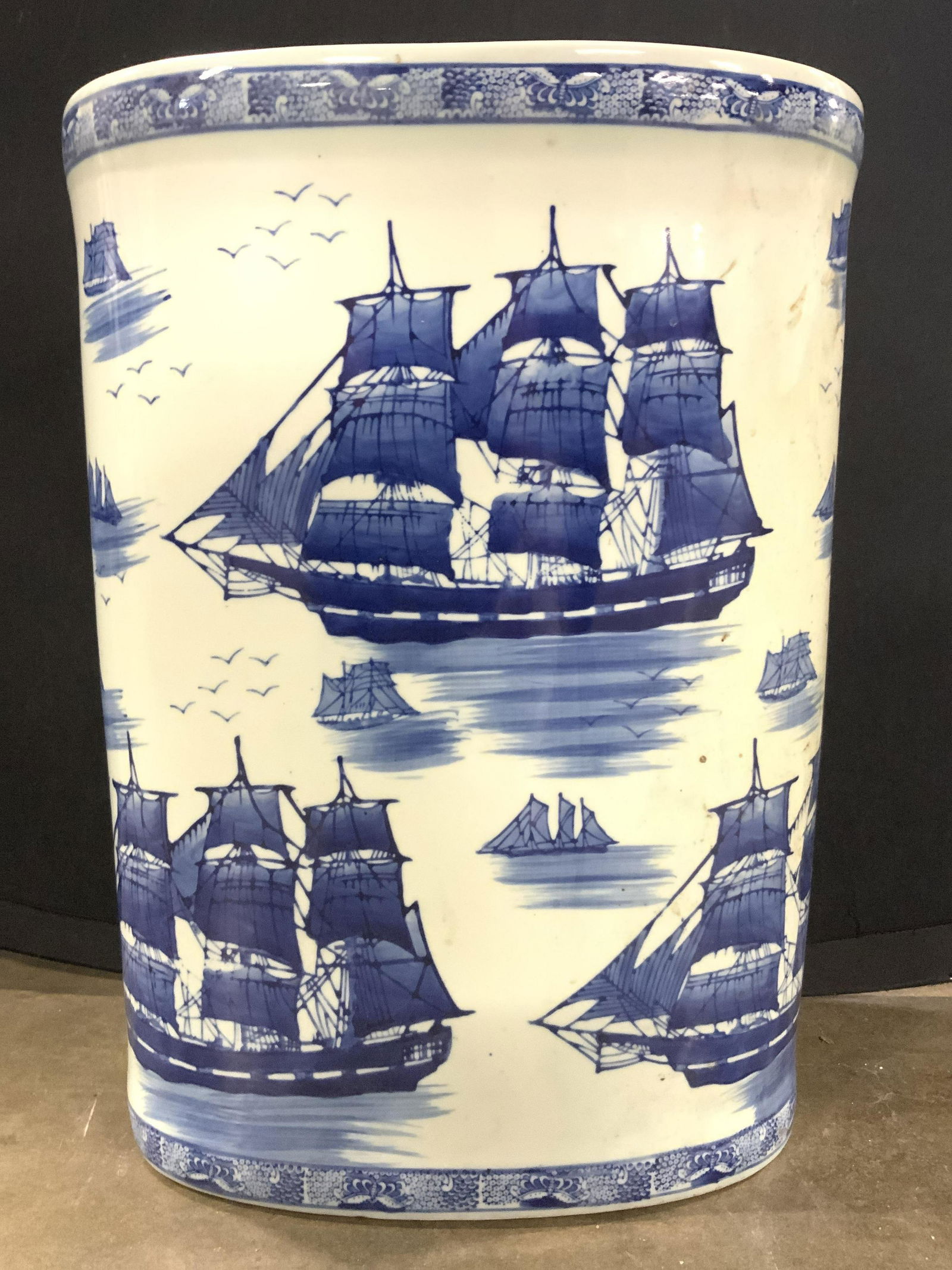 NANTUCKET Porcelain Umbrella Holder Vessel (1 of 8)