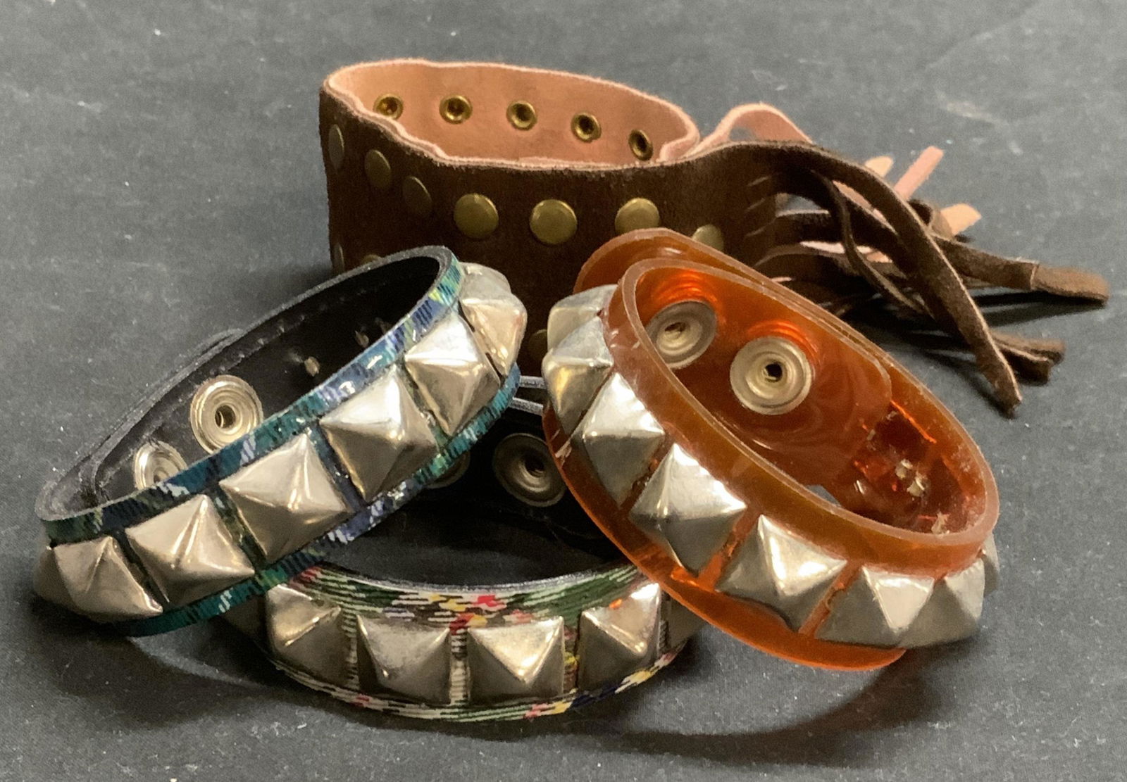 Lot 4 Studded & Suede Fringe Bracelets (1 of 7)