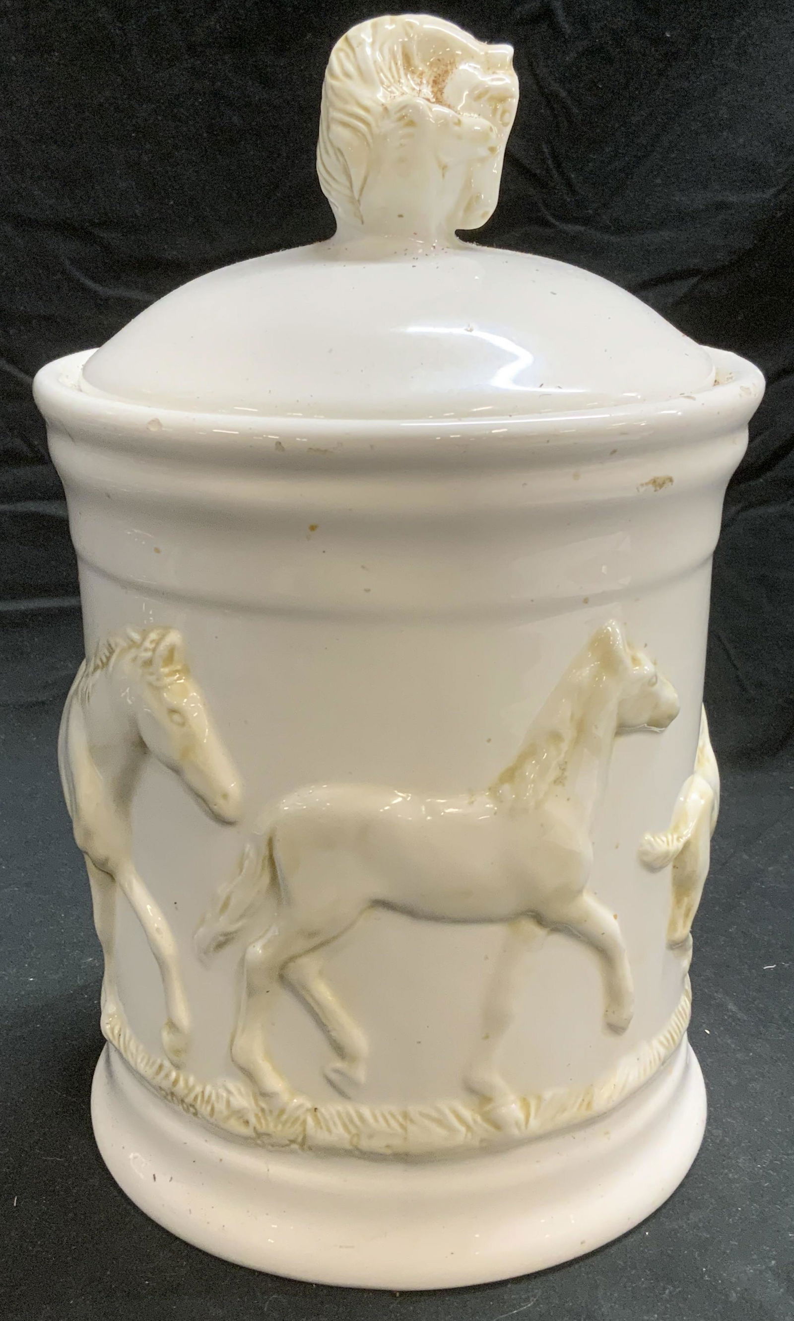 BIG SKY CARVERS Equine Elegance Cookie Jar (1 of 6)