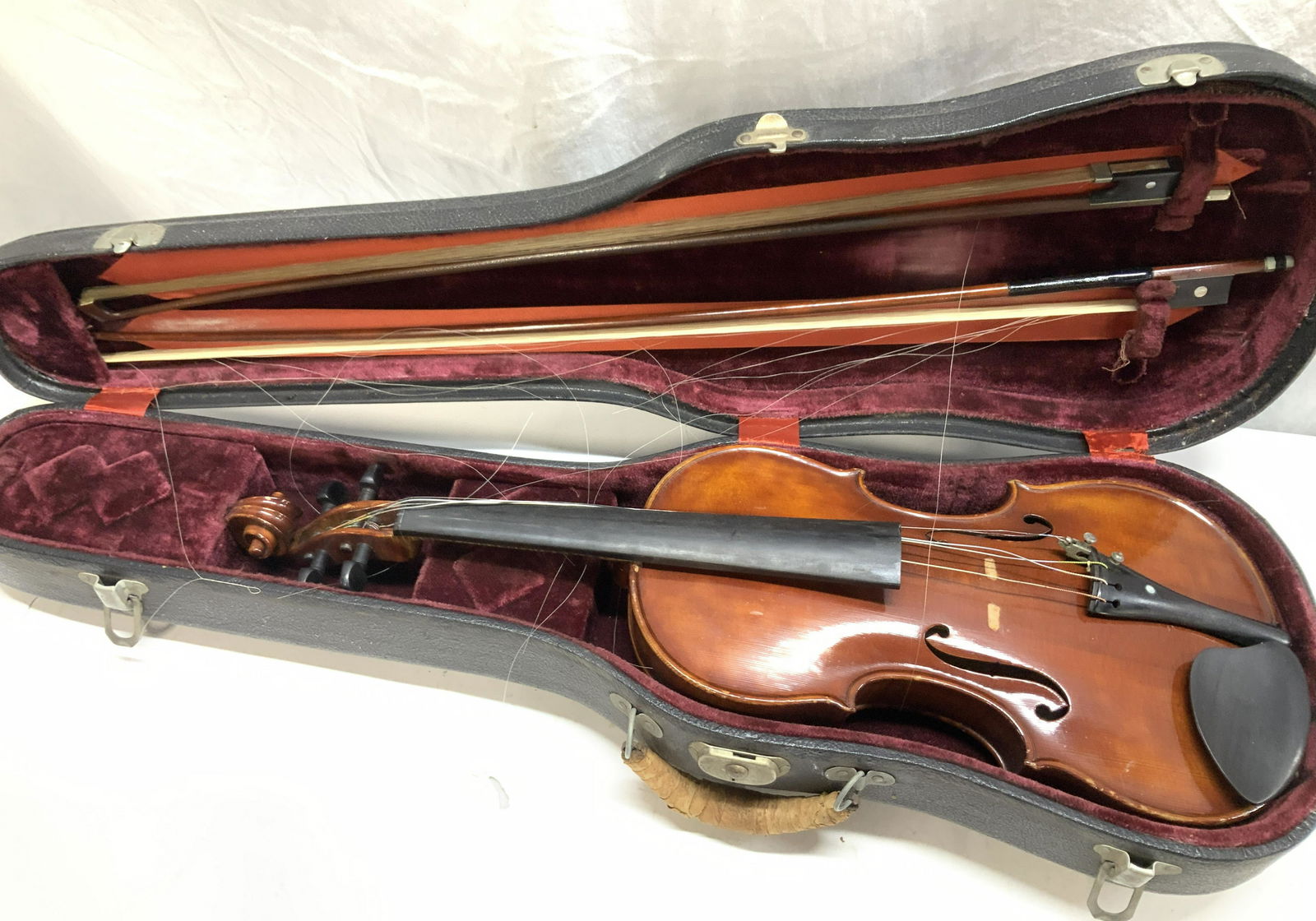 Collectible W.Wolkanowski  Violin with Case, 4 pcs (1 of 13)