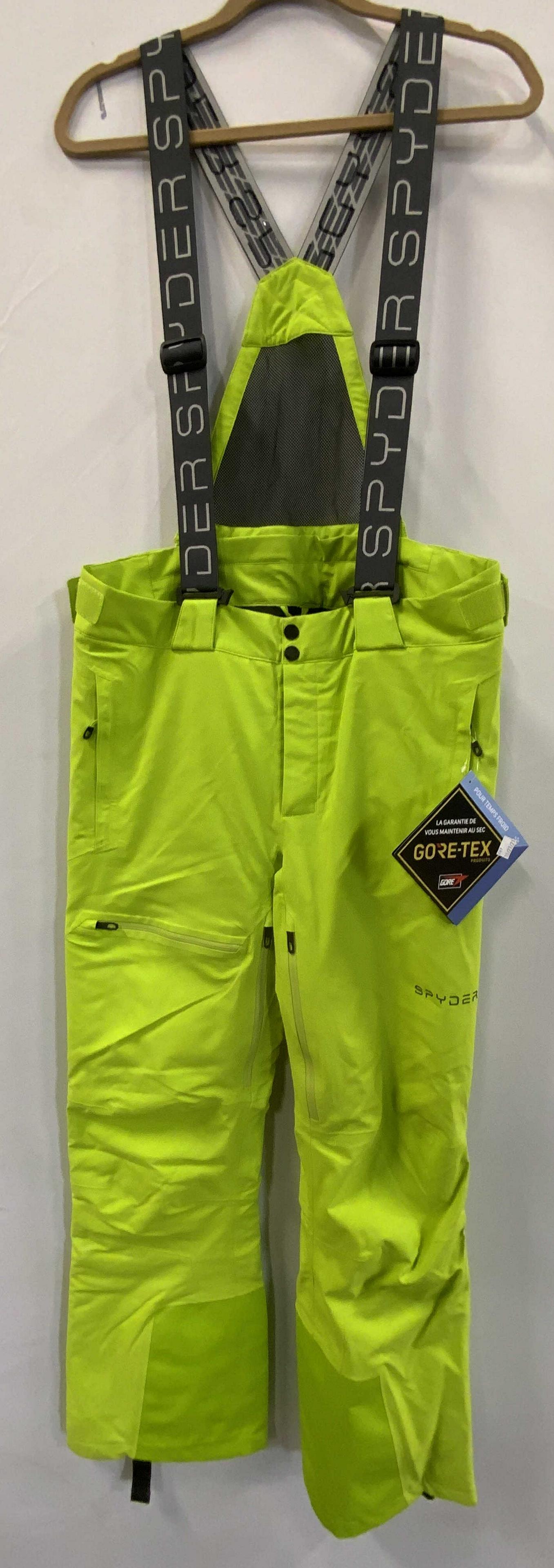 SPYDER Goretex Safety Green Snowsuit NWT: Spyder Goretex safety green snowsuit. New with tag. Size M. 100% polyester. SPYDER, SPYDER snowsuit, goretex snowsuit, mens designer snowsuit, mens ski suit, mens snowsuit, mens athletic wear, mens sp