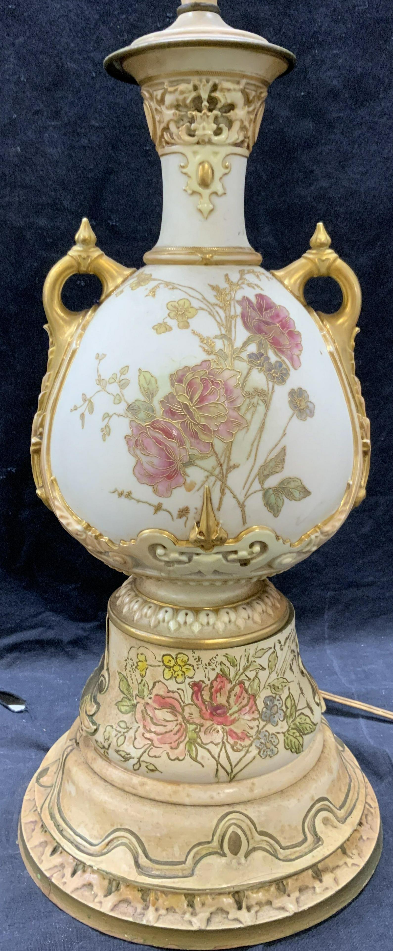 ROYAL WORCESTER Vntg Hand Painted Porcelain Lamp (1 of 8)