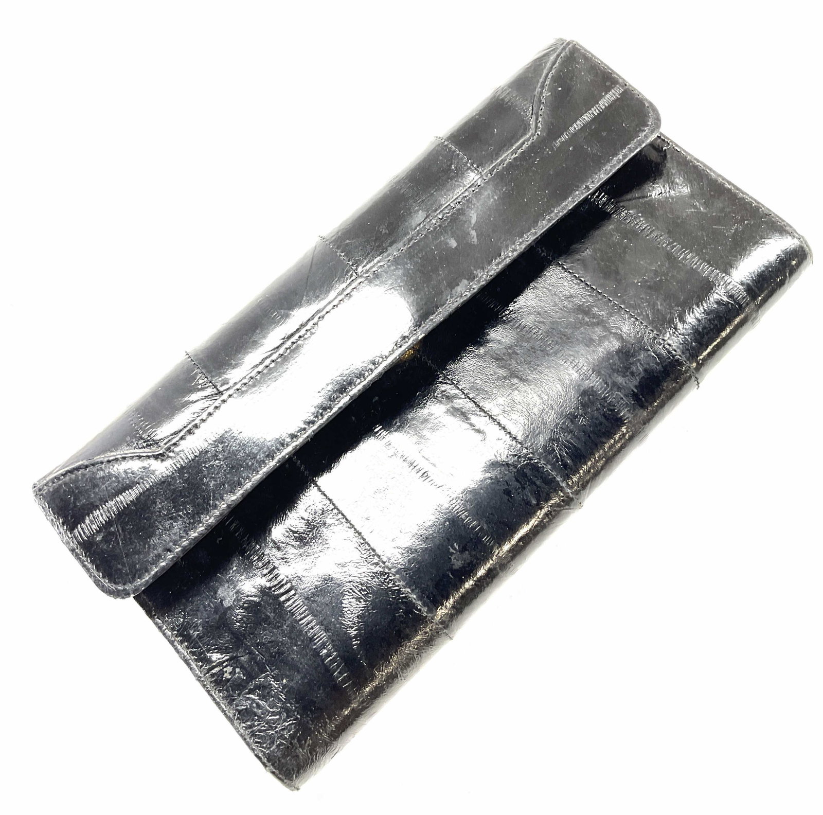 ELAN Genuine Eel Skin Wallet: Eel Skin Wallet. Label reads ELAN Of California Genuine Eel Skin, made in Korea. Surface wear to piece consistent with age and use. 11 Womens wear, wallet, eel skin wallet, eel skin, ELAN WALLET, wome