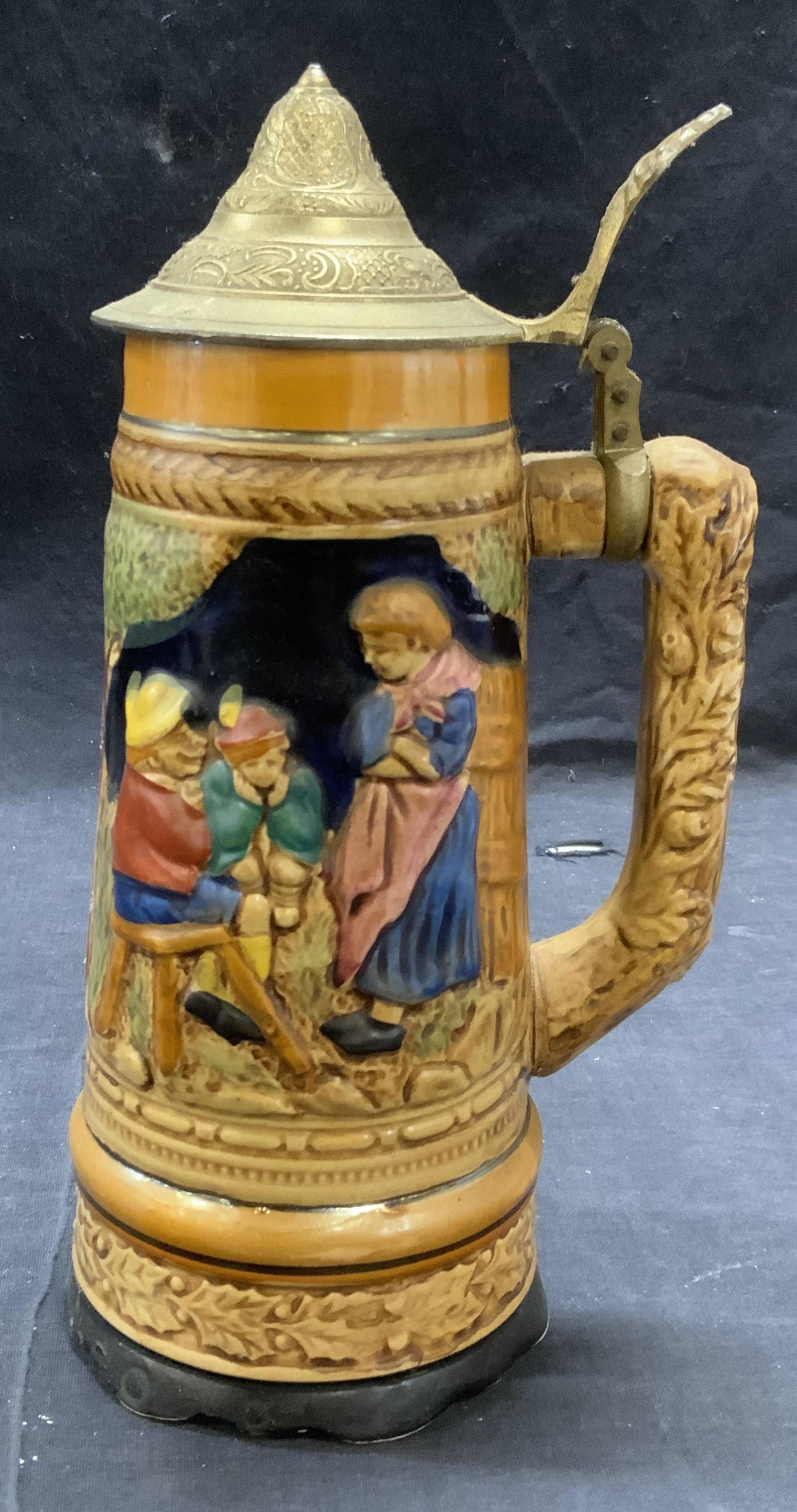 Vtg Ceramic Beer Stein Music Box, Japan (1 of 6)