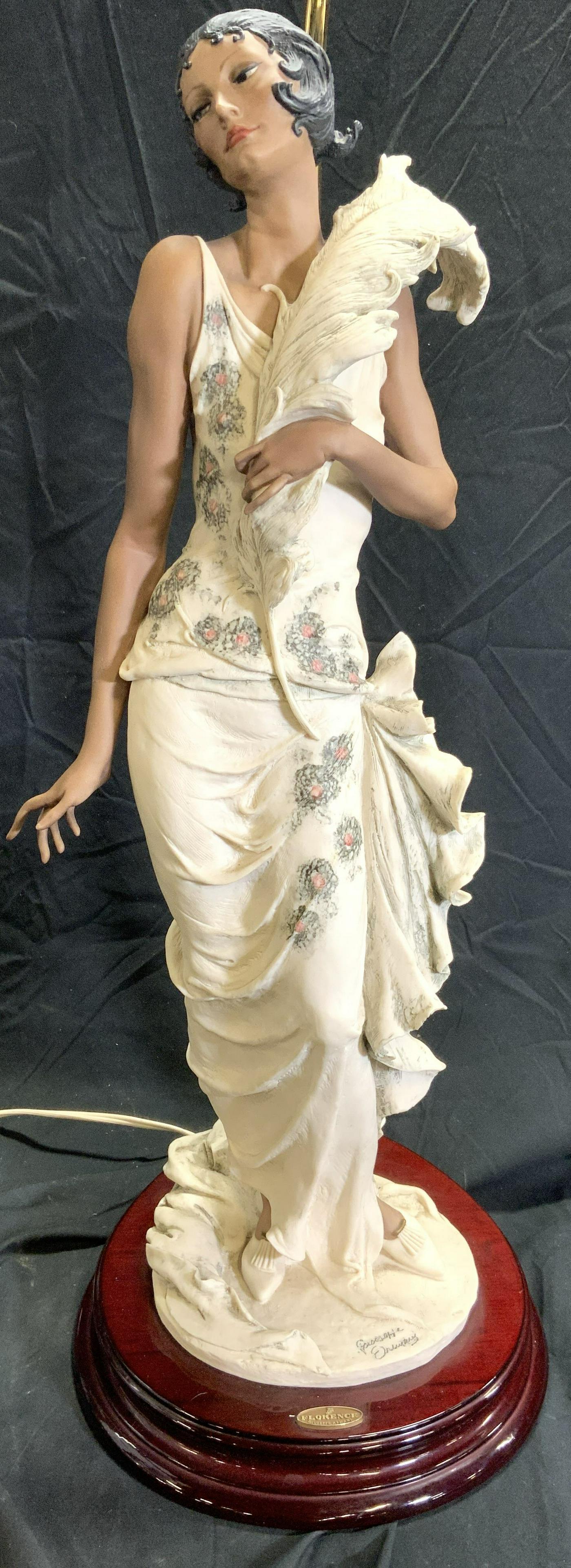 GIUSEPPE ARMANI FLORENCE CAPODIMONTE Lamp (1 of 9)