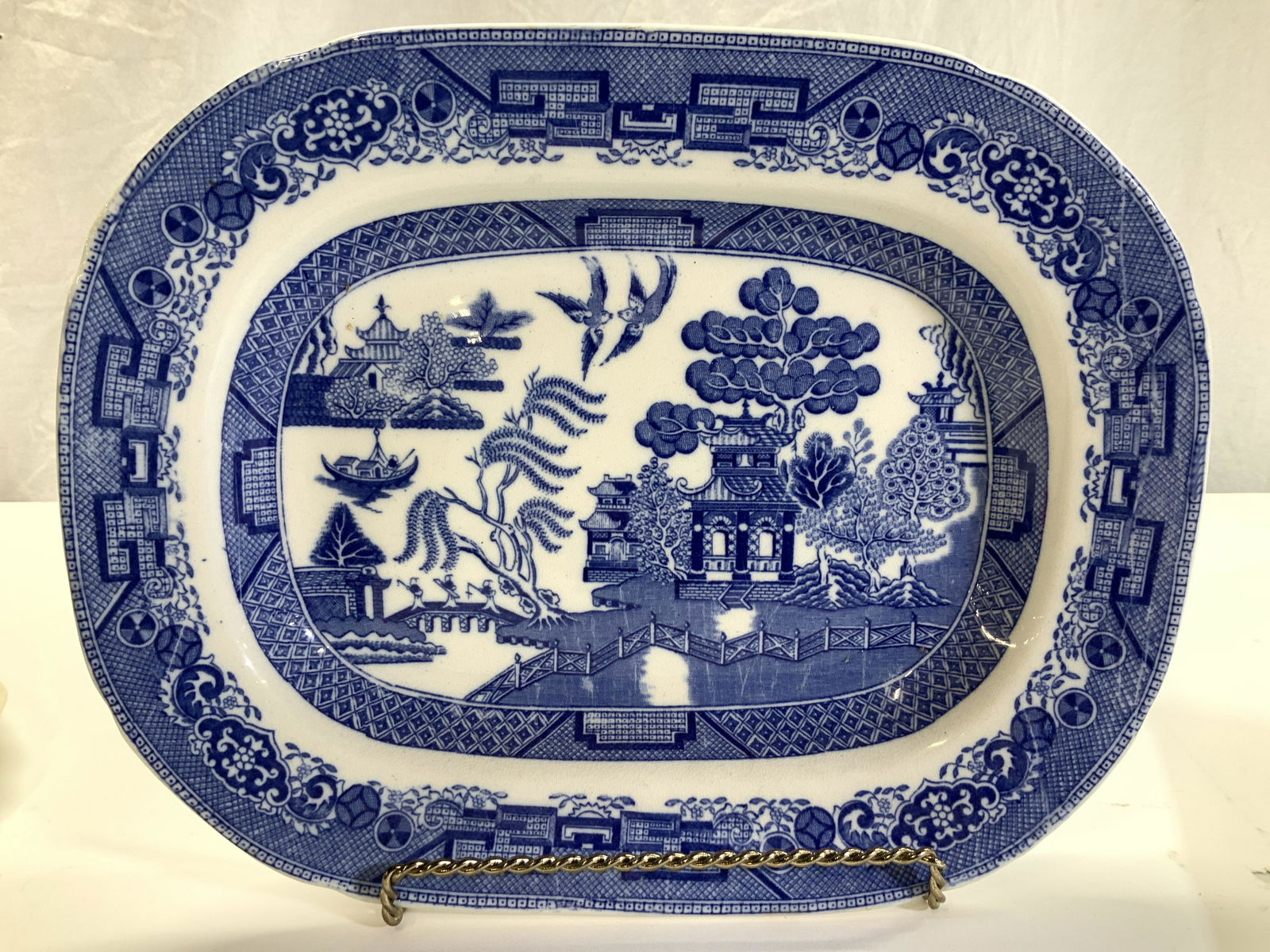 Sign Asian Willow Flow Blue Serving Plate, England (1 of 6)