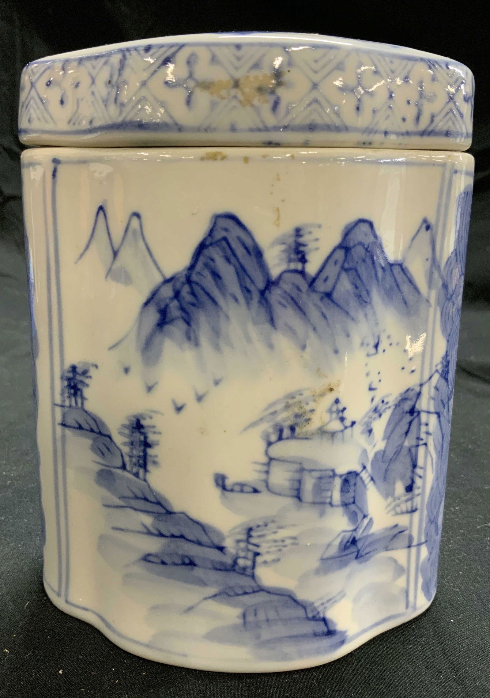 PIERI Lidded Asian Porcelain Vessel (1 of 7)