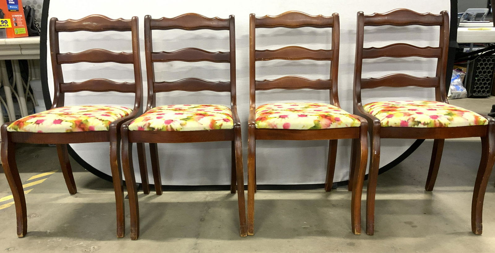 Set 4 Vintage Ladder Back Side Chairs (1 of 8)