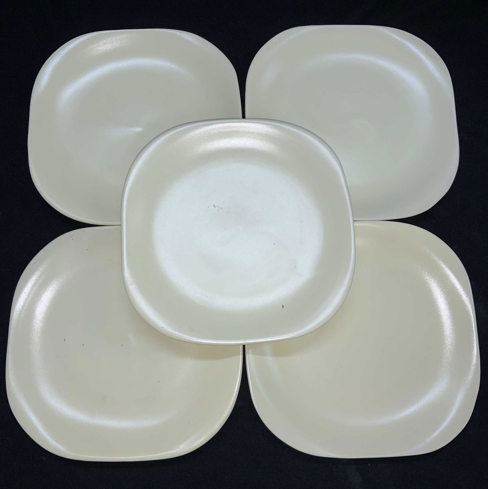 Set 5 Heavy Ceramic Luncheon Plates (1 of 6)