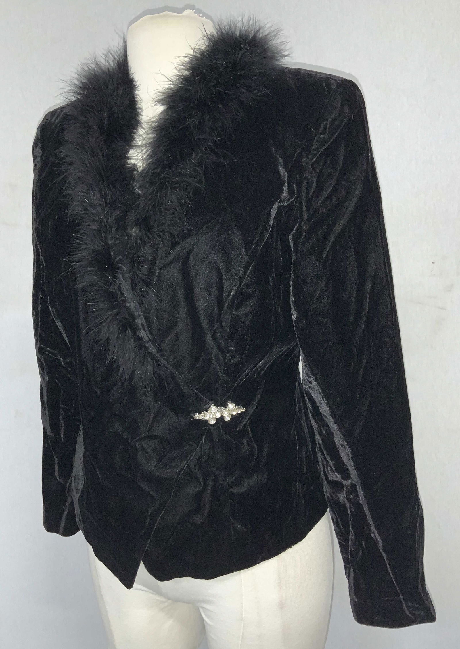 PATRA Black Velvet Jacket w Ostritch Feathers, USA (1 of 7)