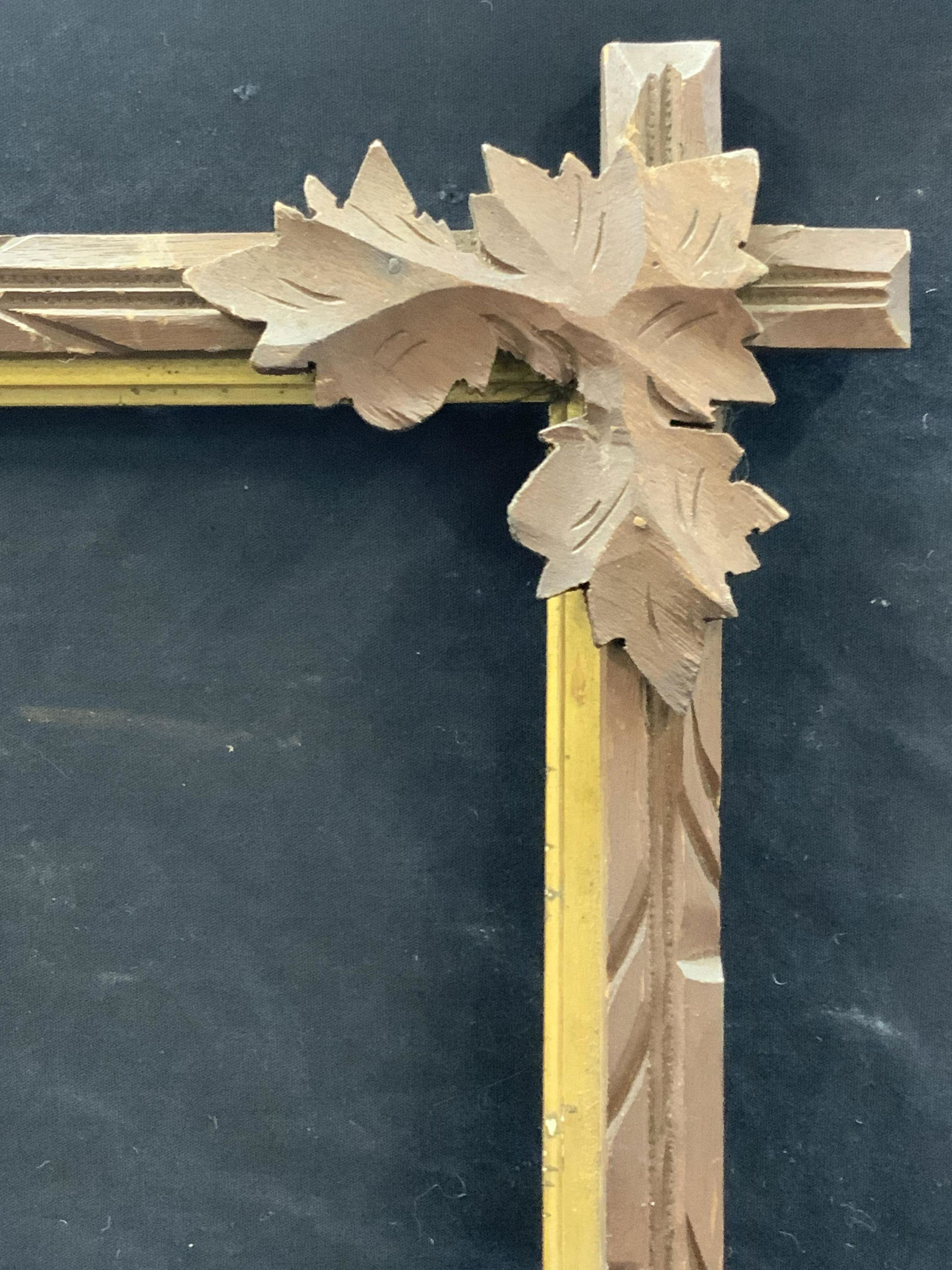 Carved Wooden Picture Wall Frame Tramp Art (1 of 9)