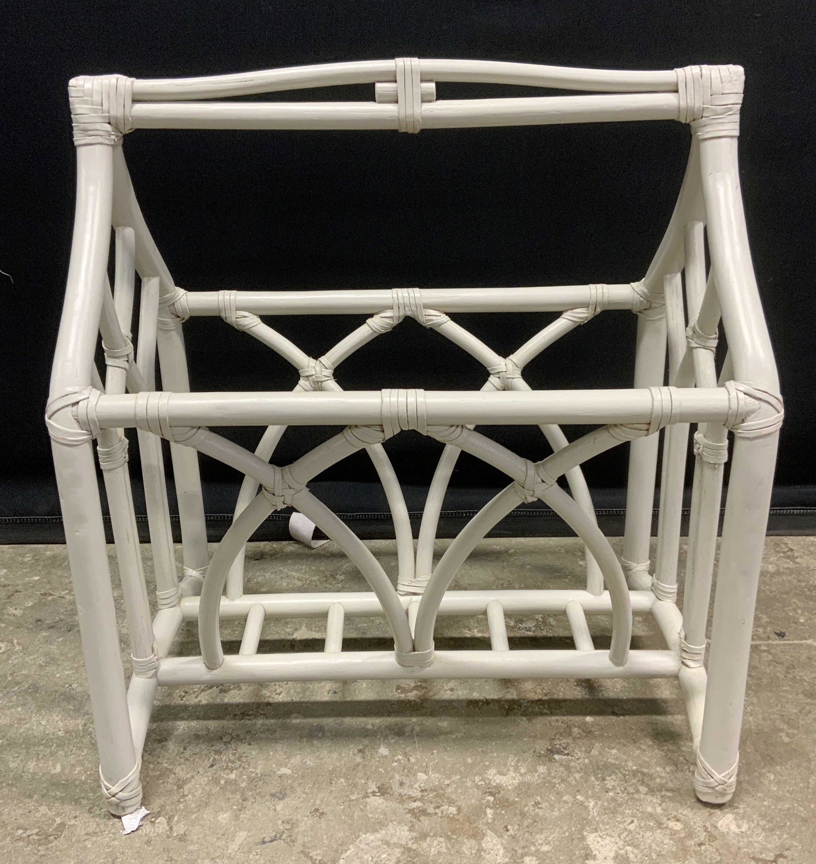 Vintage White Wood Magazine Rack: Vintage white wood magazine rack. Some surface wear consistent with exposure. Measures approx. 16 x 10.5 x 17.5 inches. Magazine rack, Vintage magazine rack, white magazine rack, wood magazine rack, h