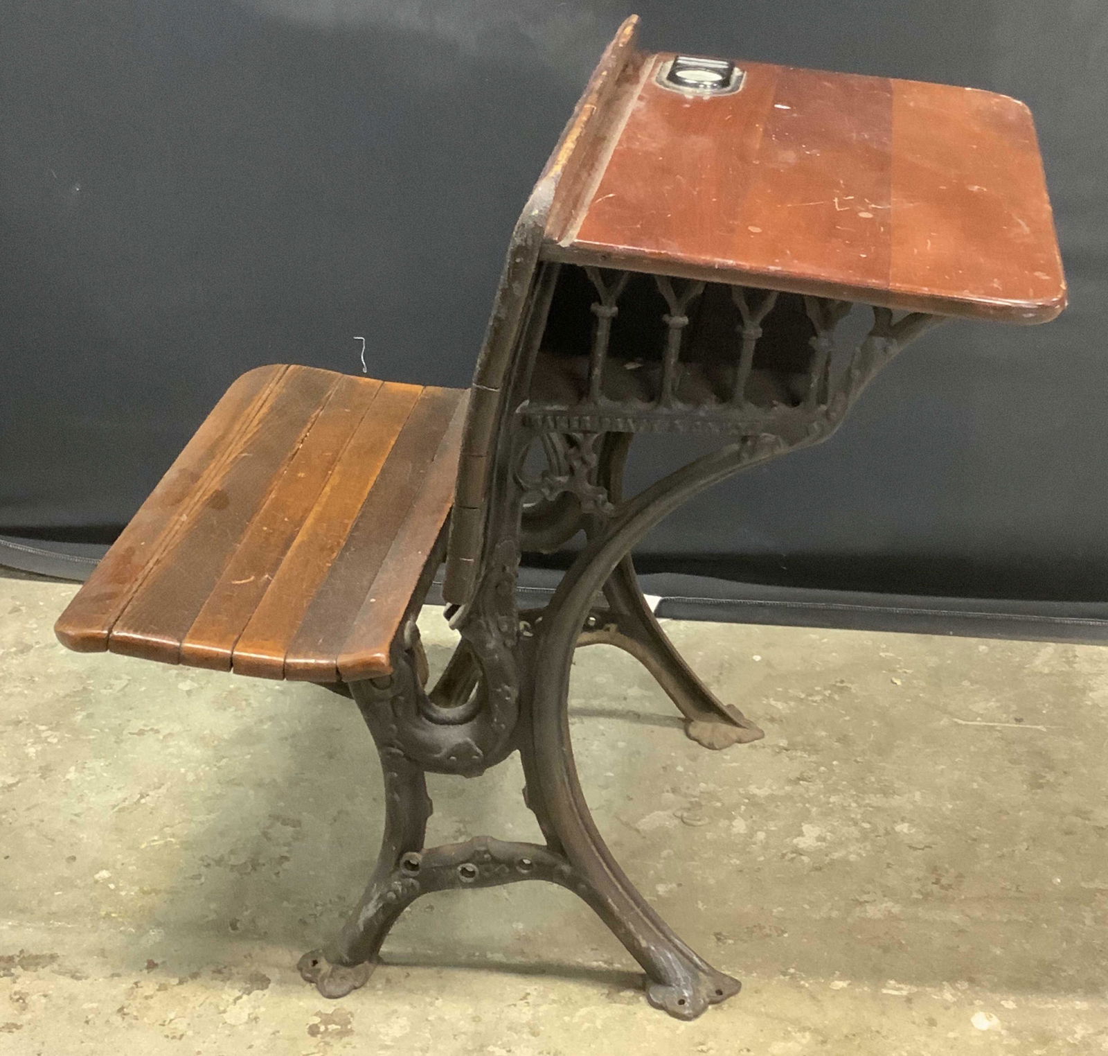 Antique 1906 School Desk Bench, USA (1 of 8)