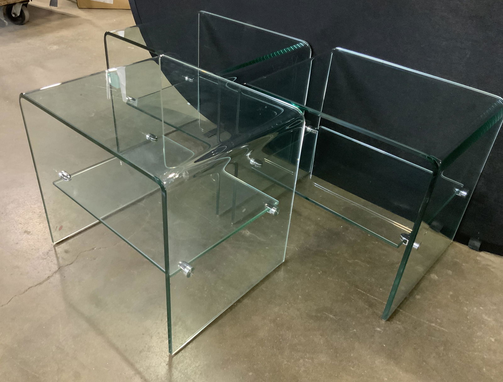 Set 3 Glass Side Tables (1 of 11)