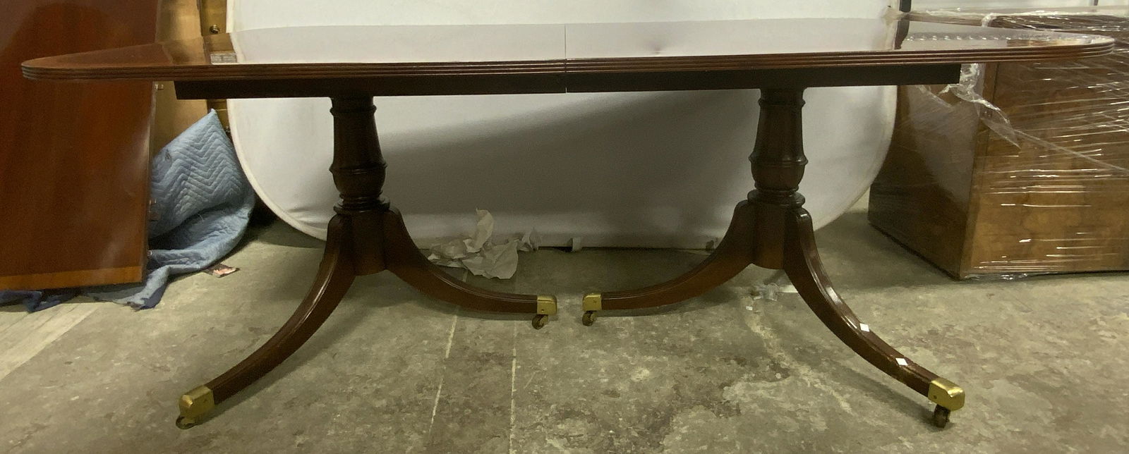 Double Pedestal Mahogany Split Leaf Dining Table (1 of 8)