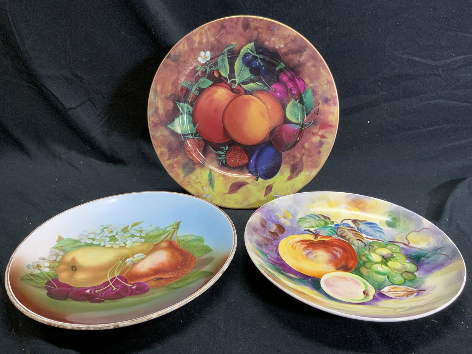 Lot 3 LIMOGES GODINGER Porc Fruit Plate & More (1 of 7)