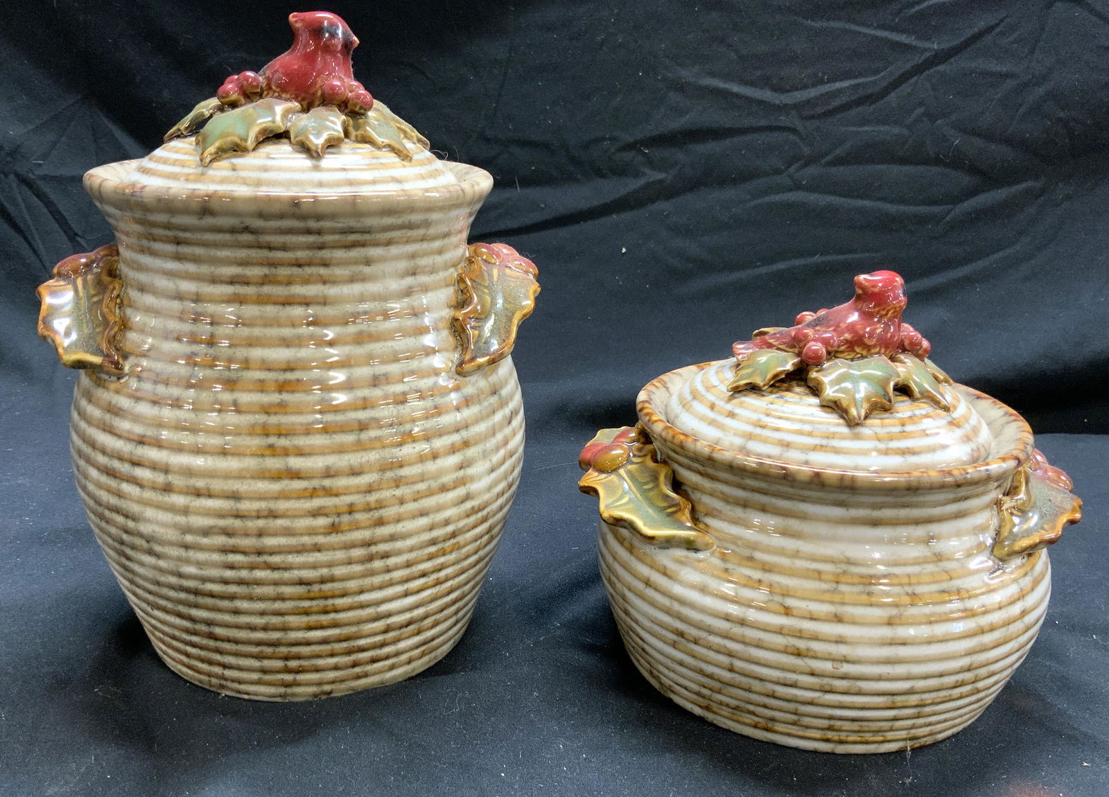 2 Cardinal W Holly Leaf Lidded Ceramic Vessels (1 of 8)