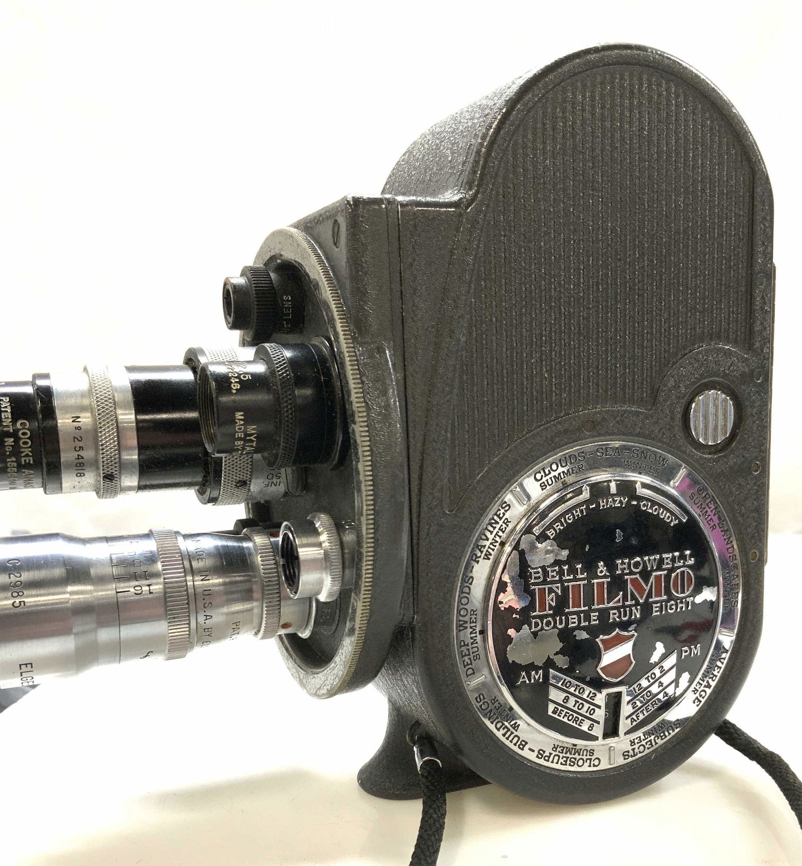 Bell & Howell Filmo 8 mm Film Camera w Case (1 of 8)