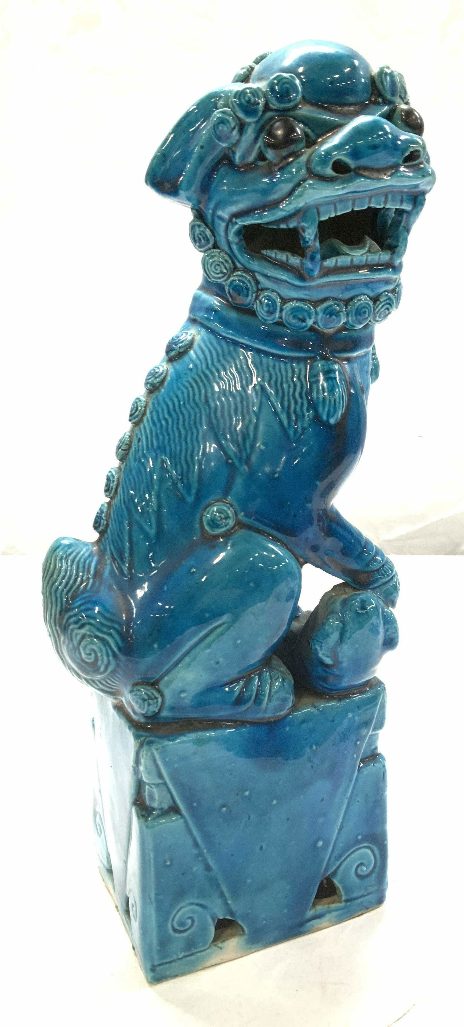 Asian Lion Temple Foo Dog Porcelain Sculpture 12in (1 of 8)