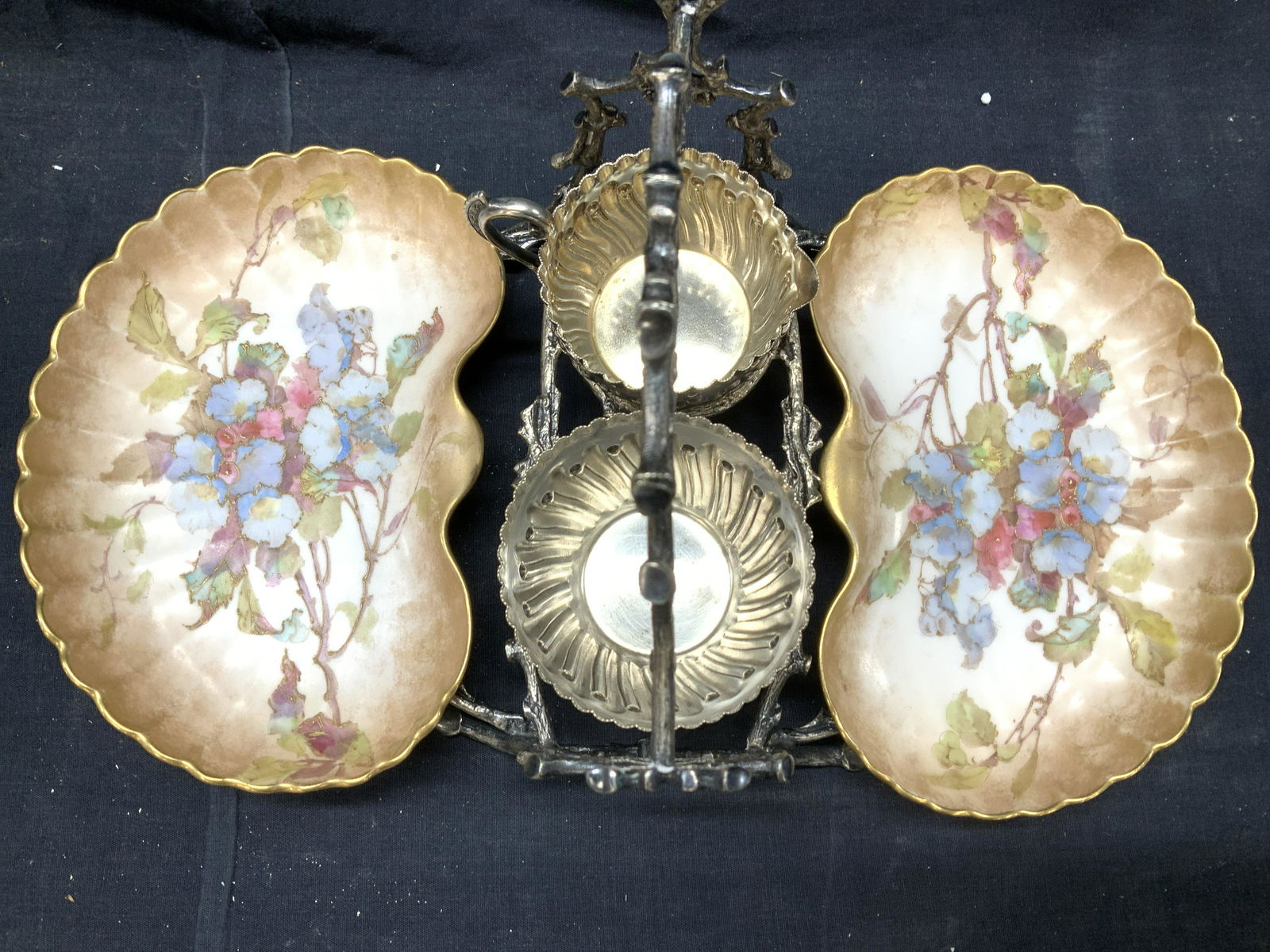 Doulton Burslem Porcelain Espergne Caddy, England: Centerpiece espergne caddy , Art nouveau Victorian server ware. 2 hand painted porcelain plates , fine bone English China marked Doulton Burslem. 2 electro plated creamer and sugar bowl marked R & B /