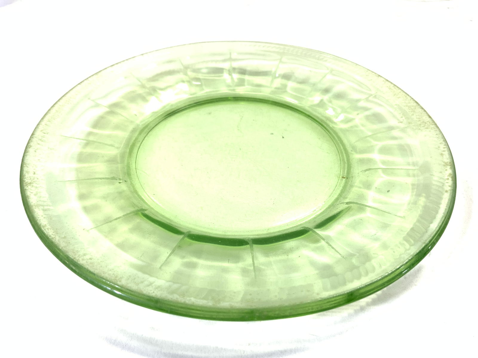 Lot 6 Green Depression Glass Plates (1 of 6)