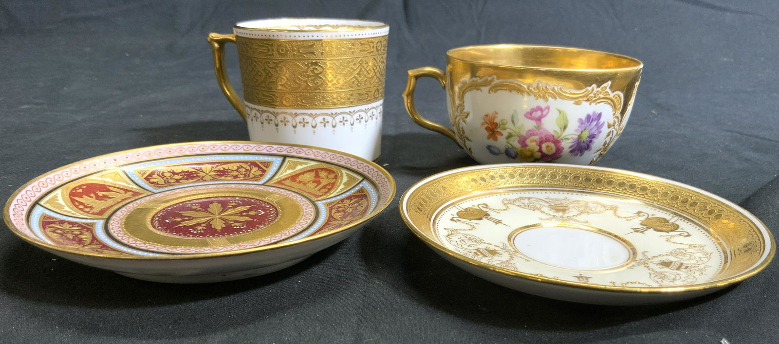 Lot 4 Vntg Trademarked Assorted Teacups & Saucers (1 of 9)