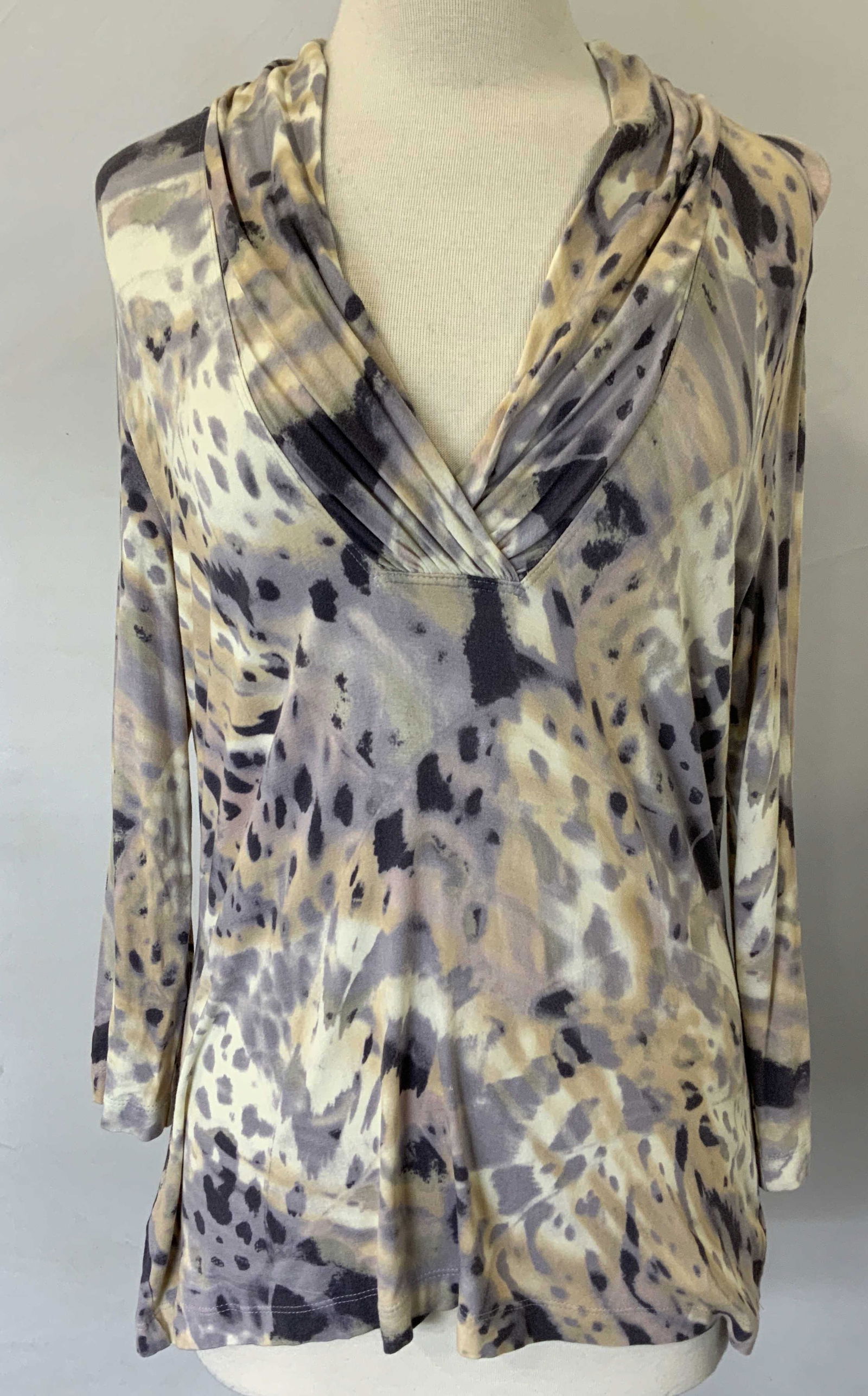 ST JOHN Purple/Beige Print Top (1 of 6)