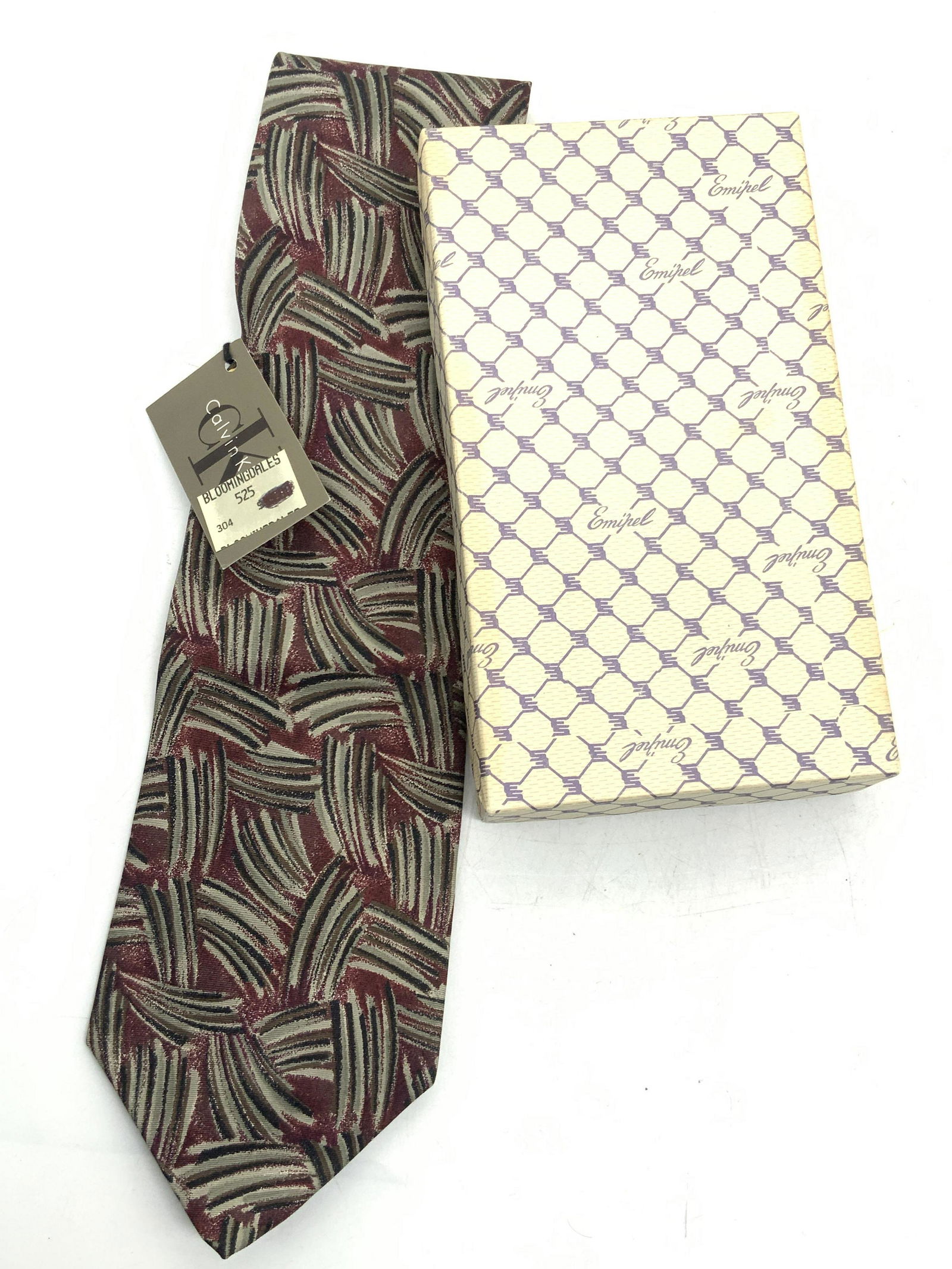 CALVIN KLEIN 100% Silk Tie NWT (1 of 9)