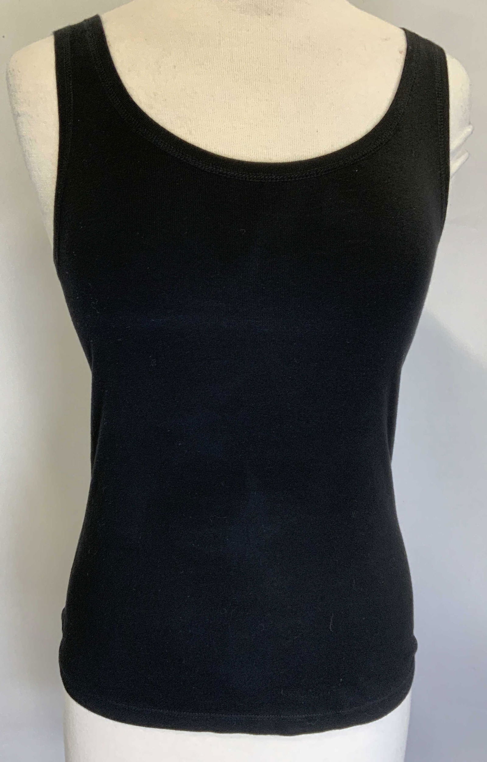 THREE DOTS Basic Black Layering Tank Top (1 of 6)