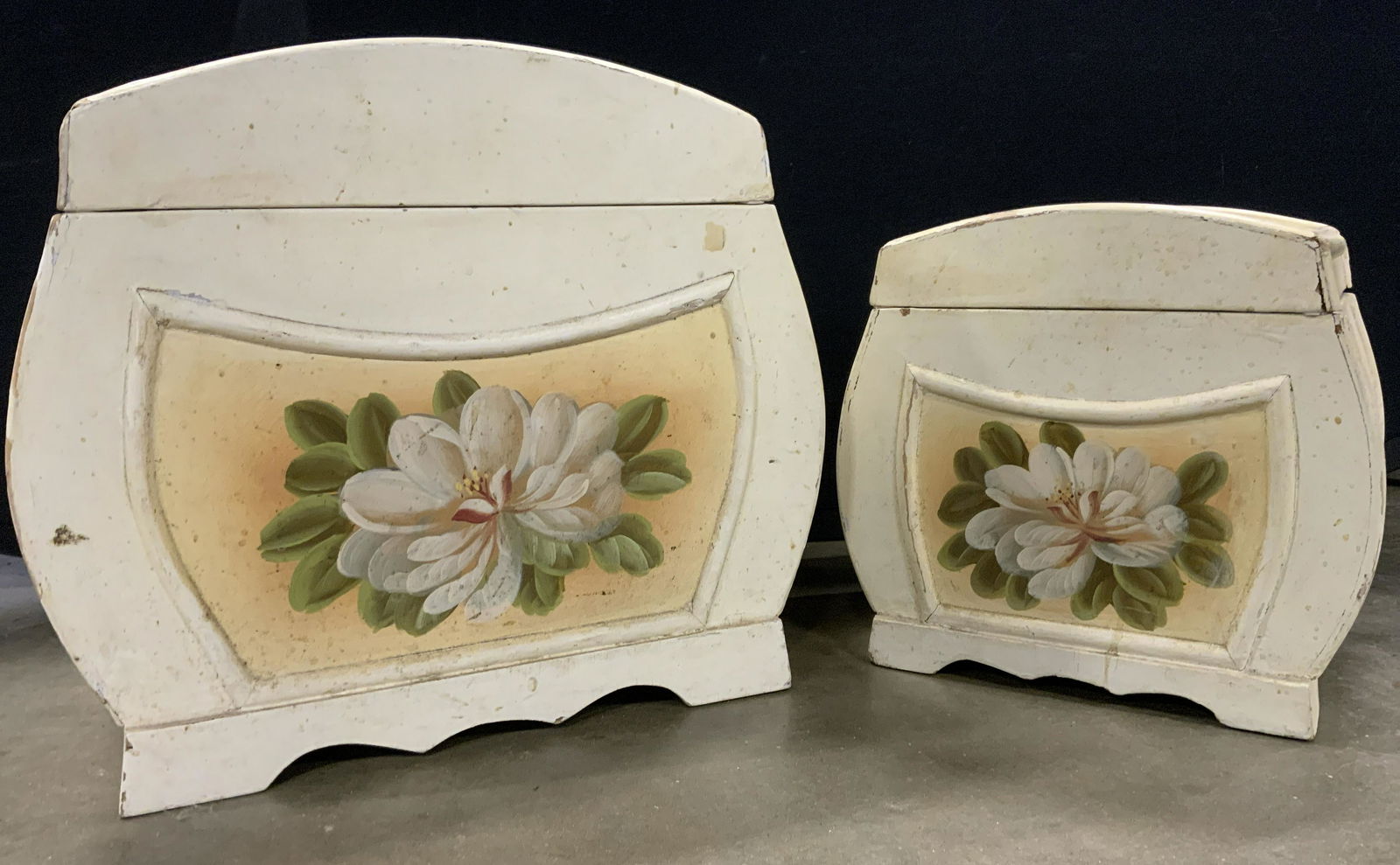 Lot 2 Vintage Hand Painted Lidded Floral Chests (1 of 9)