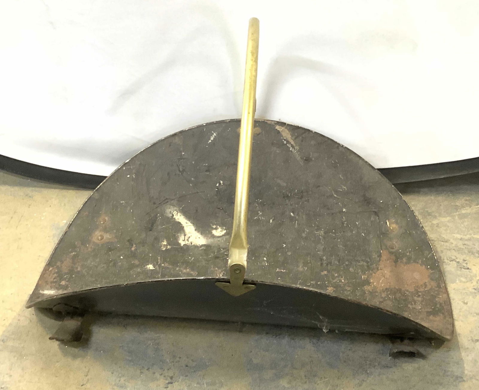 Vintage Brass & Metal Footed Fireplace Log Holder (1 of 9)