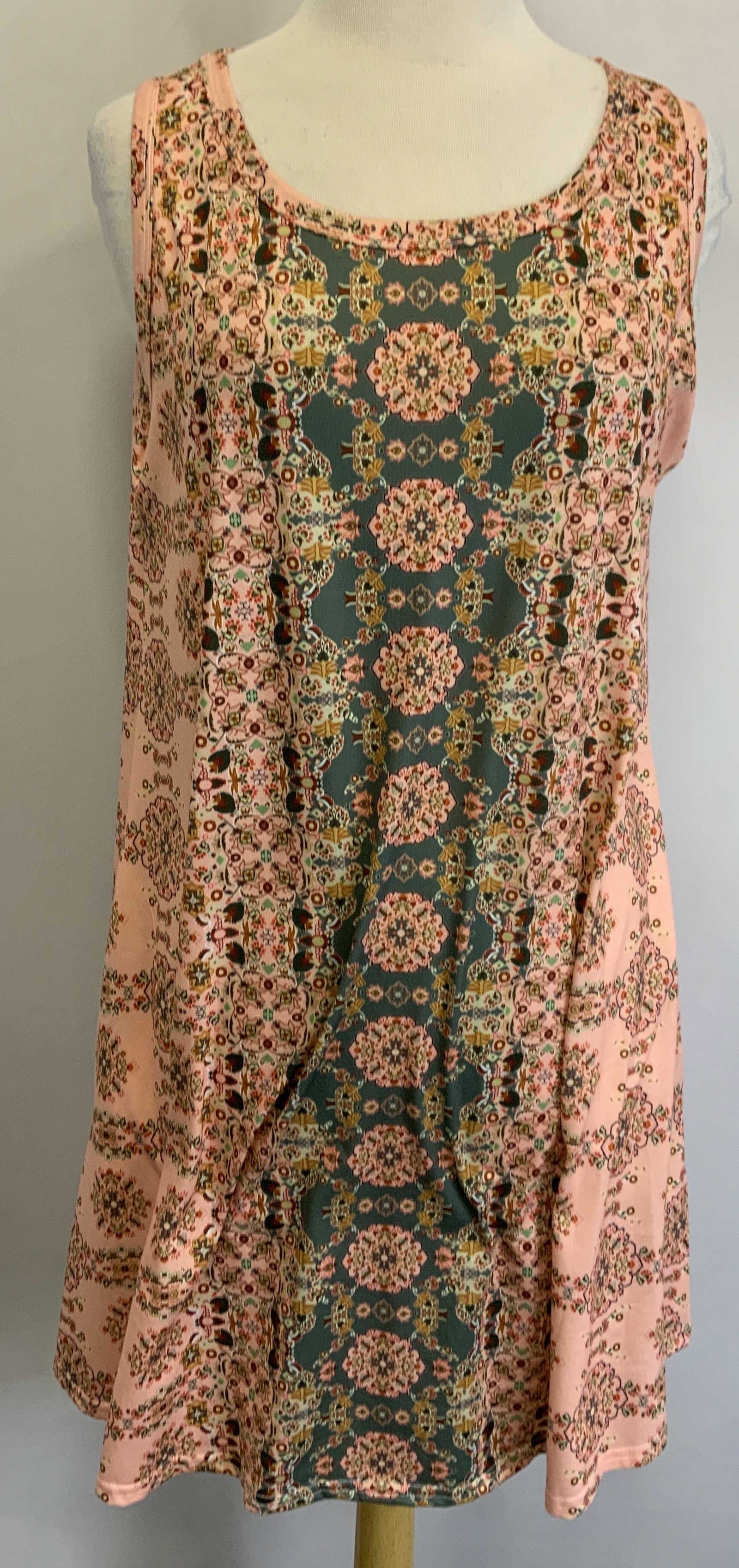 Pink Cotton Blend Abstract Print Dress: Pink cotton and polyester blend sleeveless swing dress with abstract floral print. Size XL. Gently worn. Ladies dress, ladies sleeveless dress, ladies floral dress, ladies casual wear, ladies pink dre