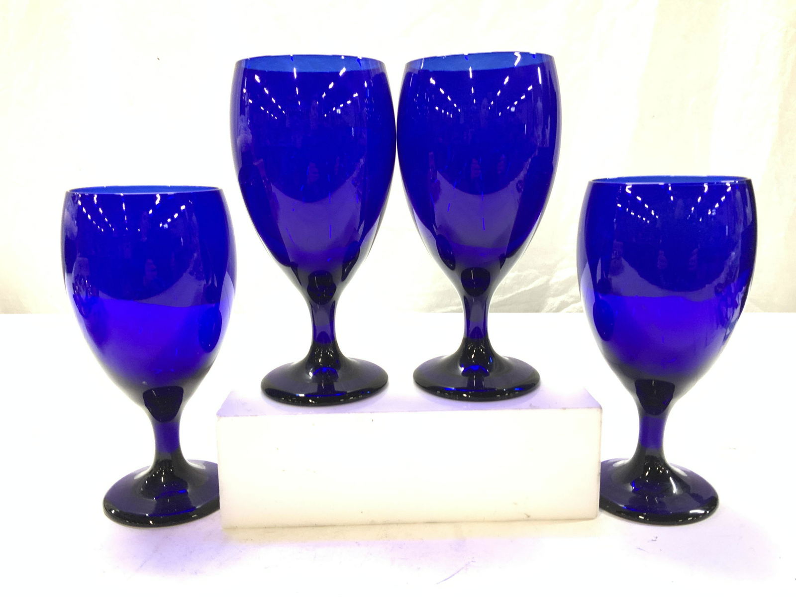Set 4 Cobalt Blown Glass Goblets, Drinking Glasses (1 of 6)